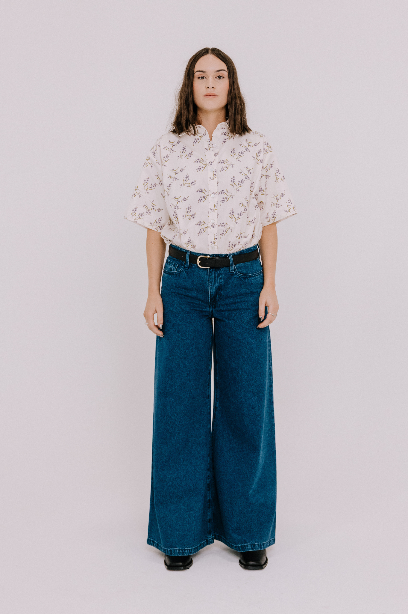 Annie - Jasper Shirt - Winter White Floral