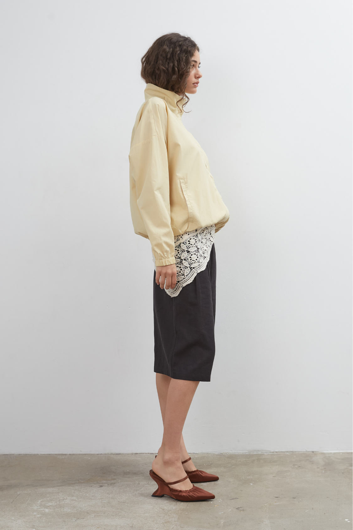 Commonplace - Longline Short - Black