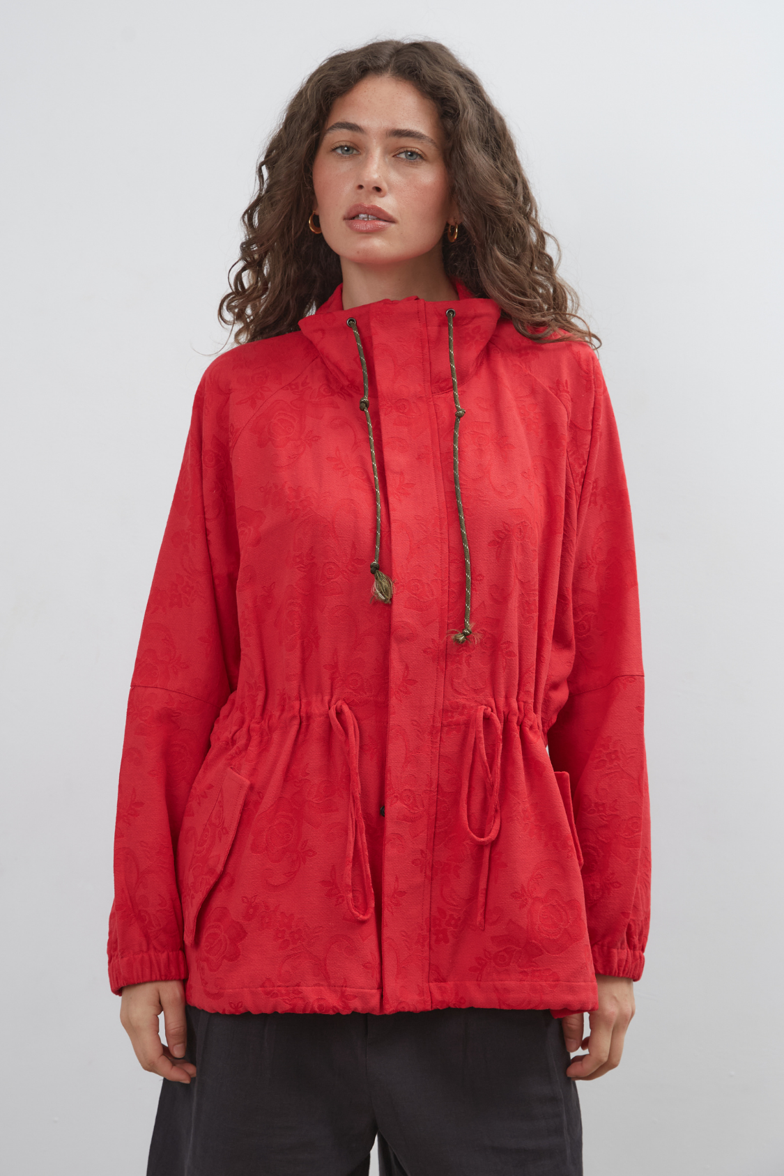 Commonplace - Wayfinder Pull In Jacket - Red