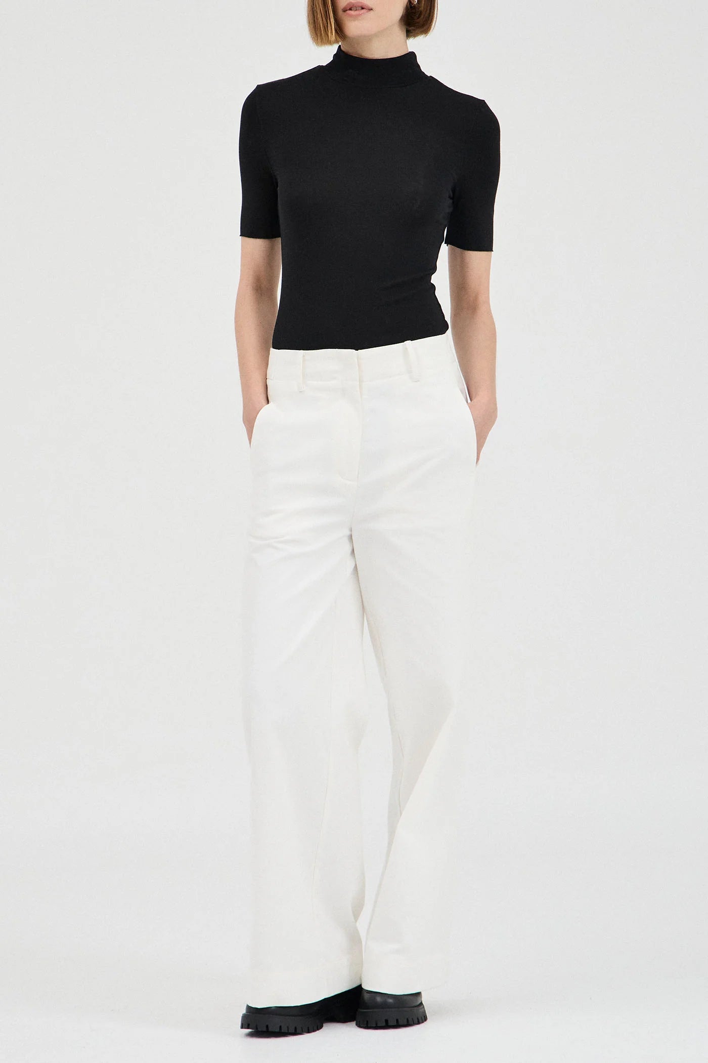 Friend of Audrey - Tencel Wool Short Sleeve Top - Black