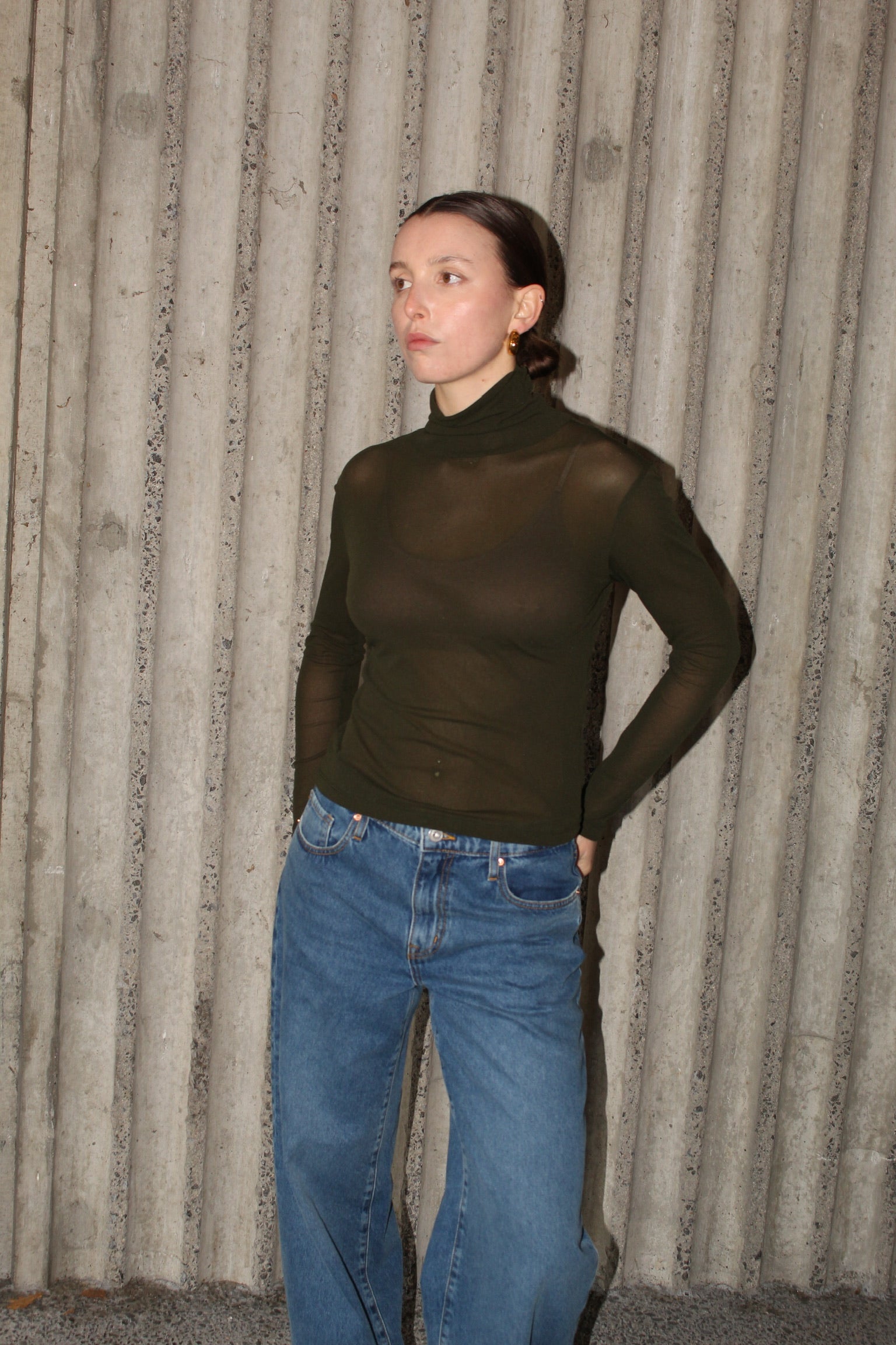 Annie - Suki Mesh High Neck - Dark Olive