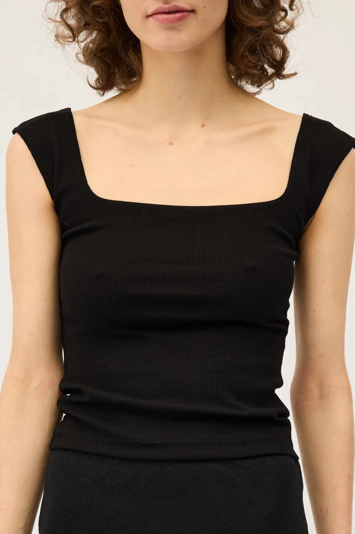 Dominique Healy - Naia Tank - Black Rib