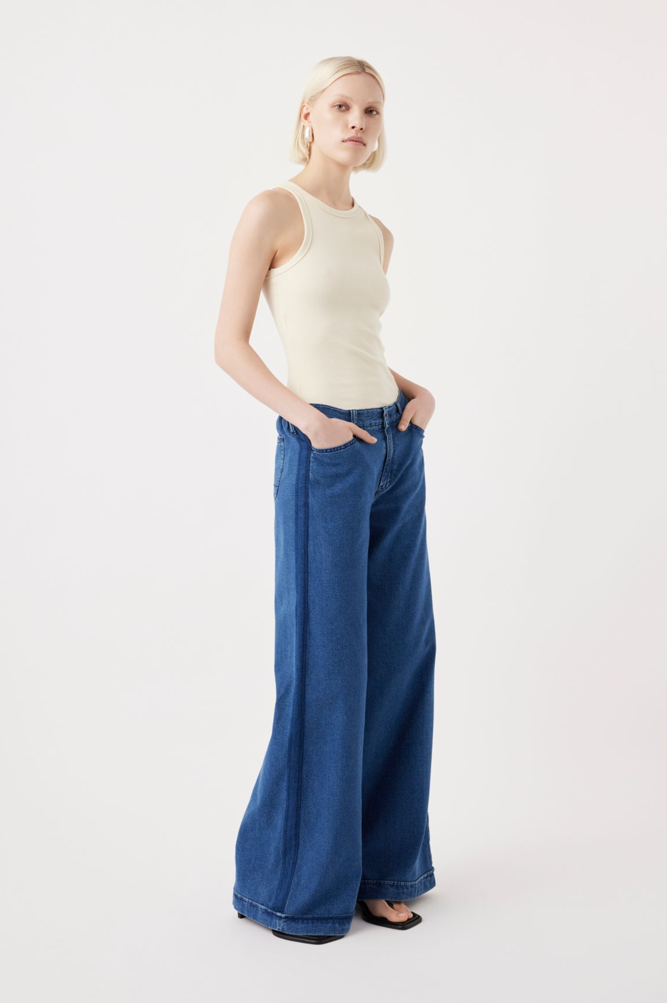LAST ONE | Outland Denim - Leigh Mid Wide Long - Moderna Blue
