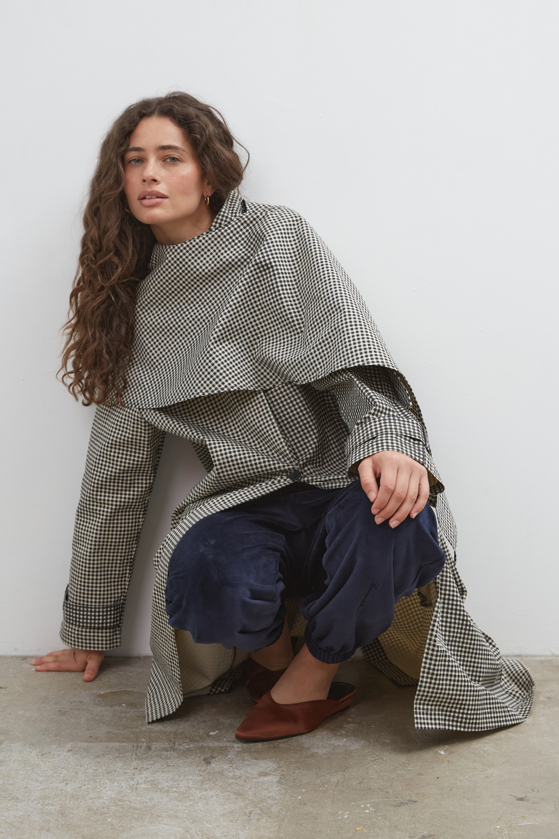 Commonplace - Lady Gingham Trench - Black White