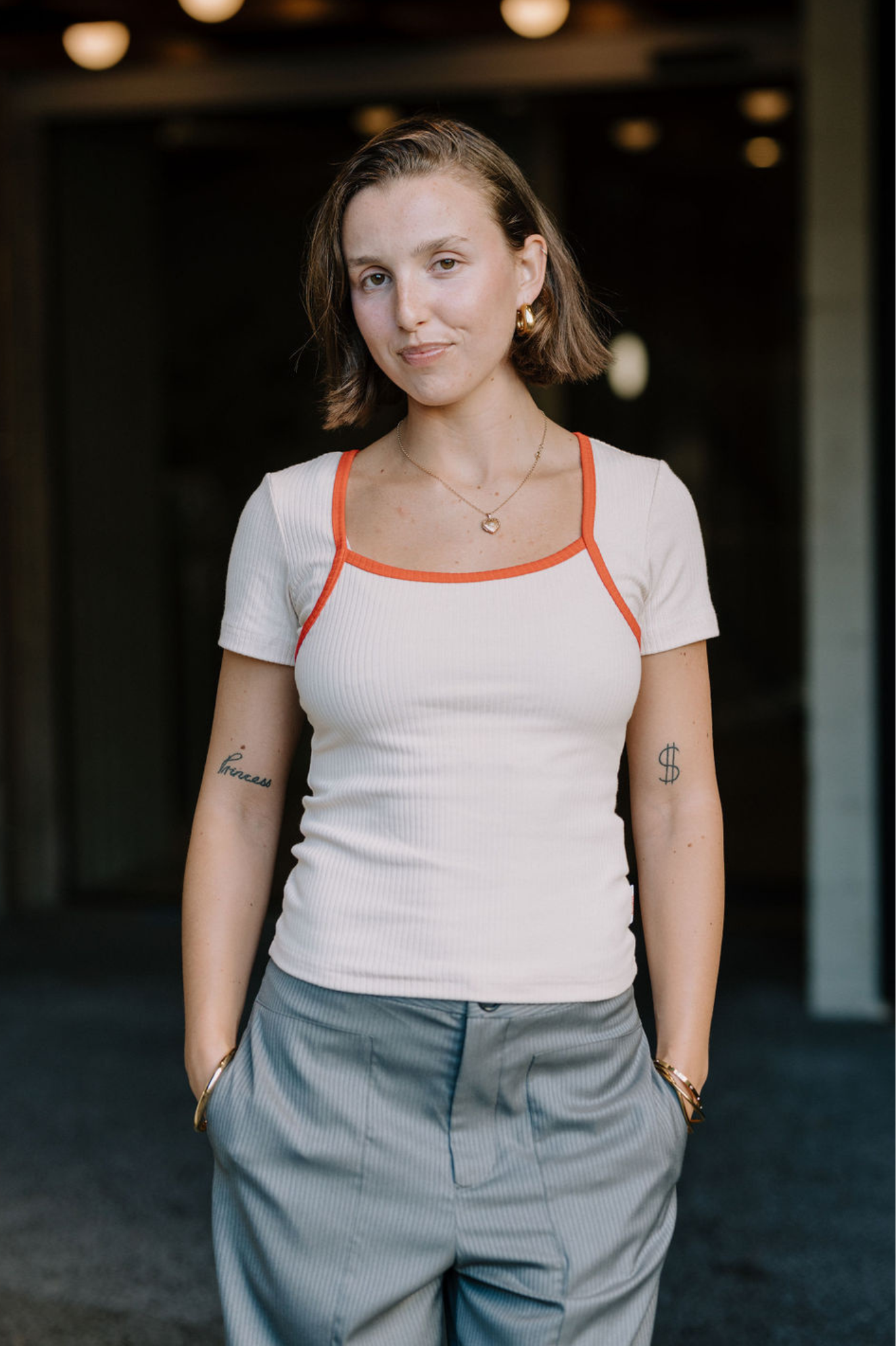 Annie - Juni Ribbed Contrast Tee - Vanilla/Ruby