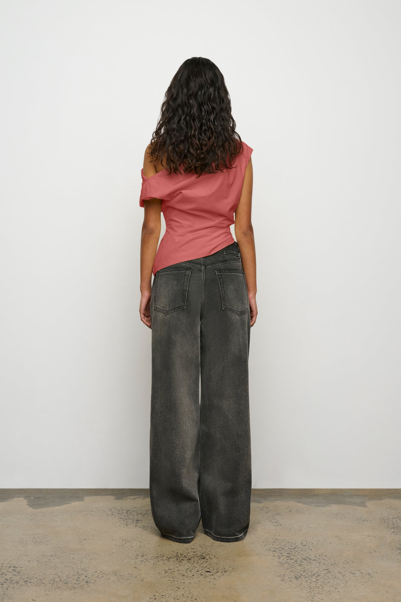 One of Others - Pallas Top - Washed Red