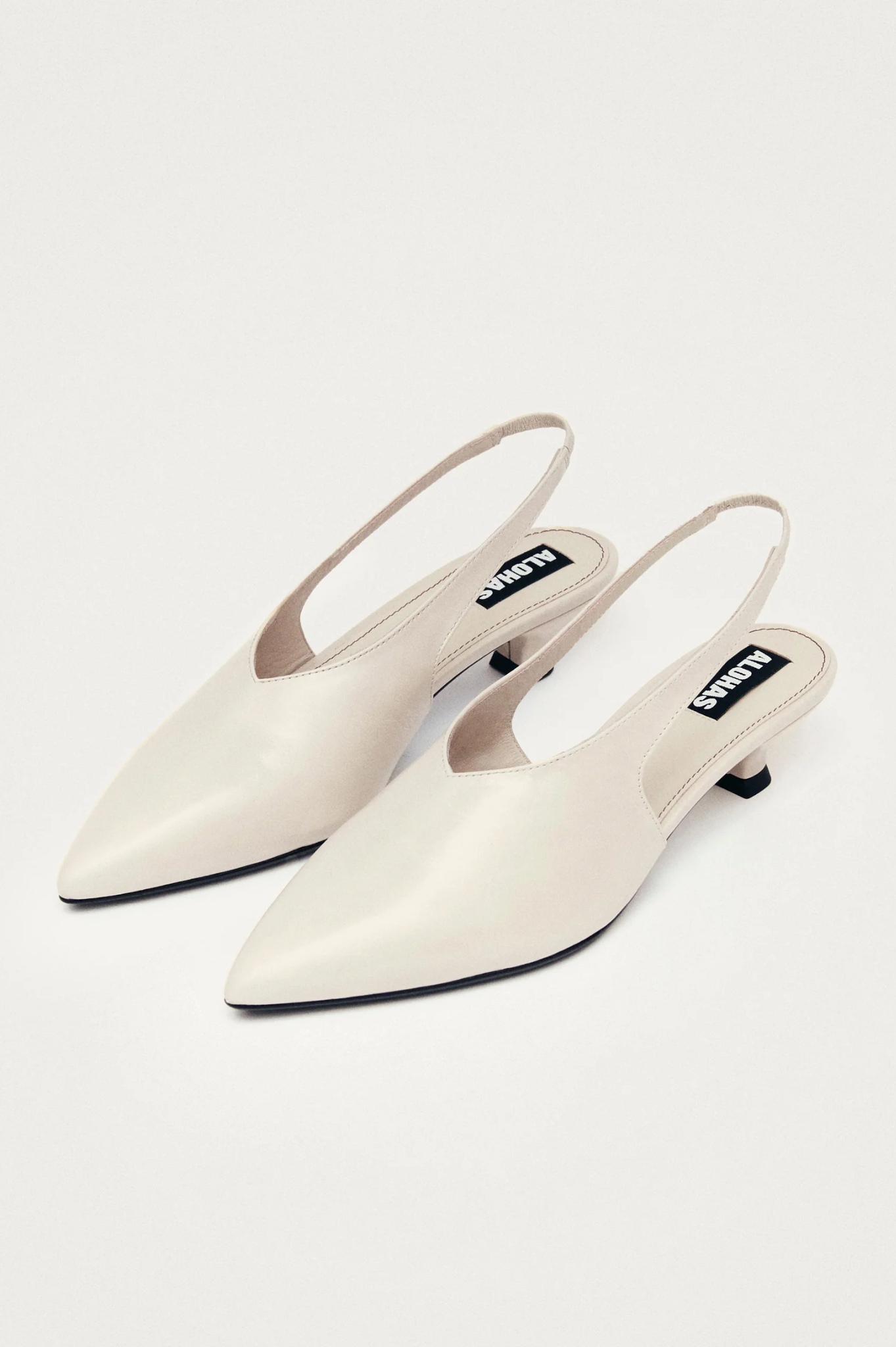 Alohas - Eros Cream Leather Pumps - Cream
