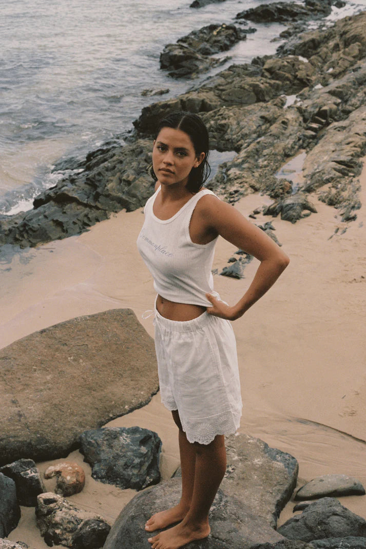 Commonplace - Alba Short - White
