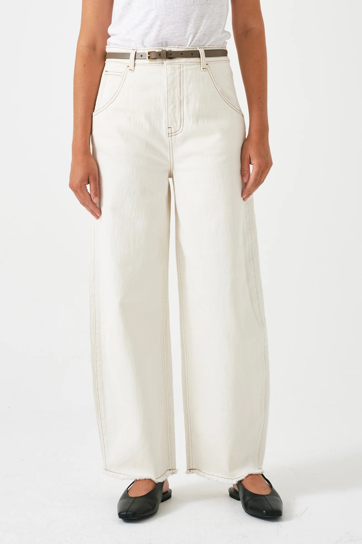 【専用】White denim Zxn Clothing Designer Denim Ladies White Jeans Size 14 Womens