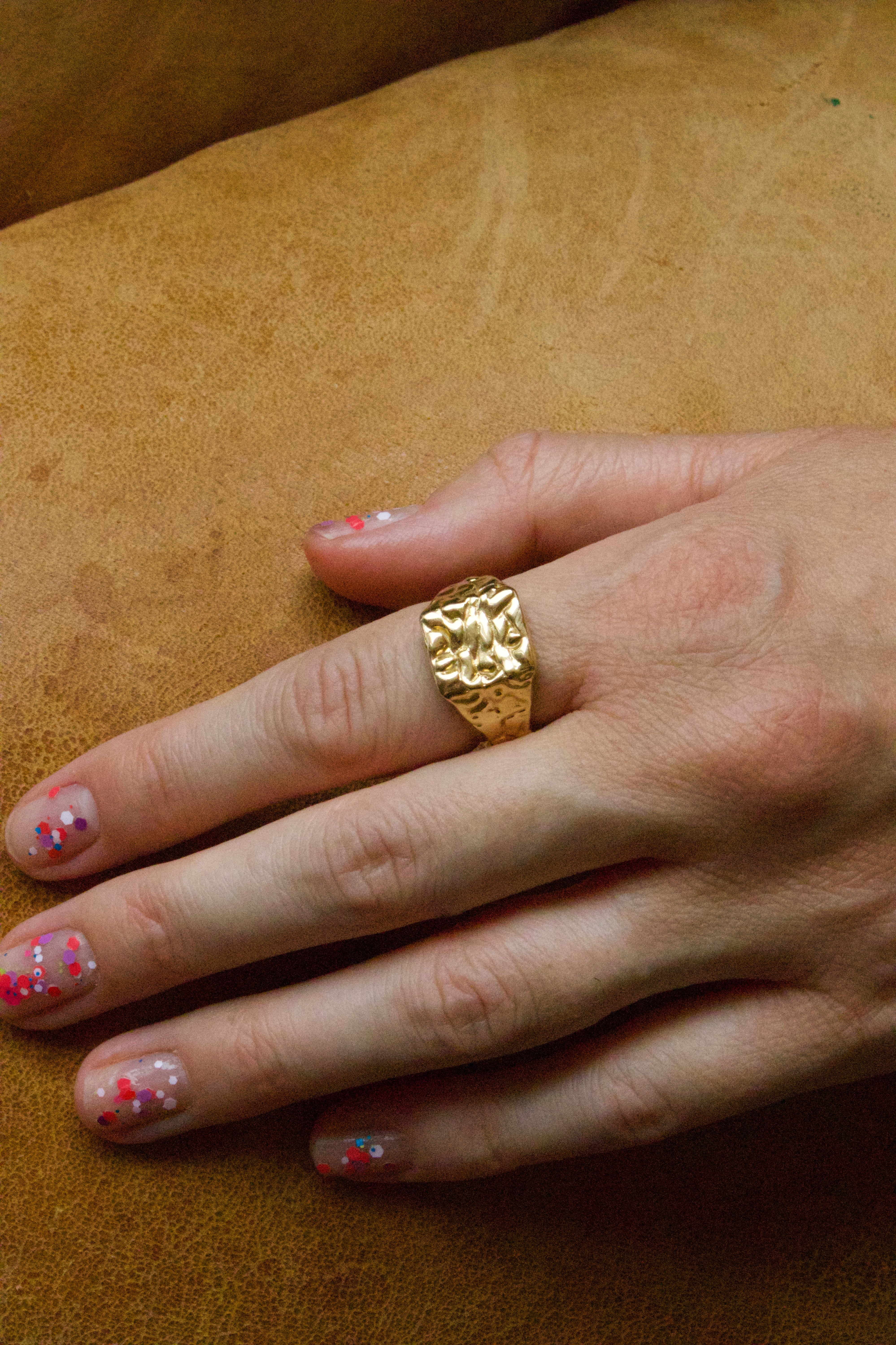 Jassher - Square Lava Signet Ring - Gold Plated