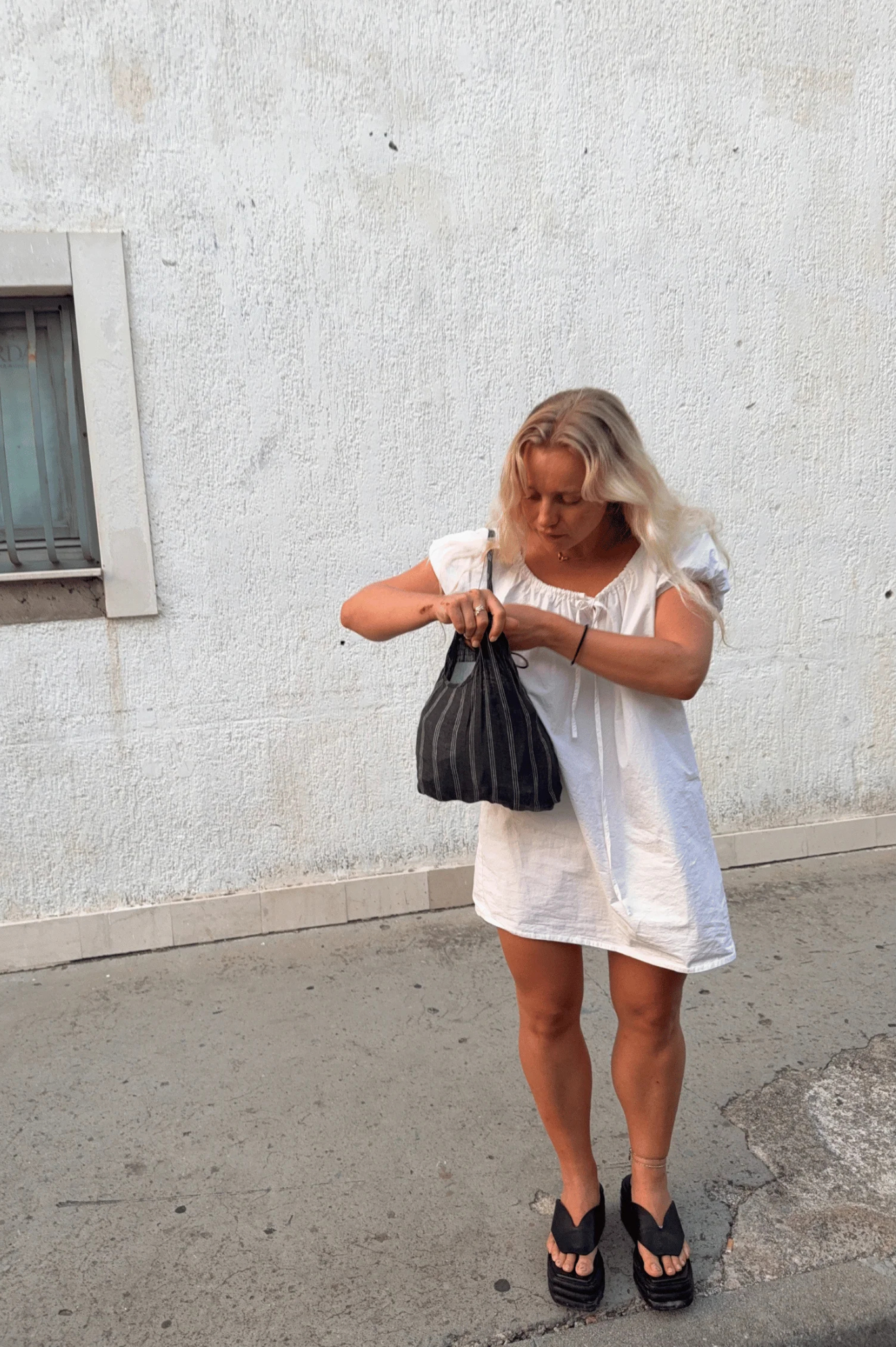 Commonplace - Jean Wedge - Black