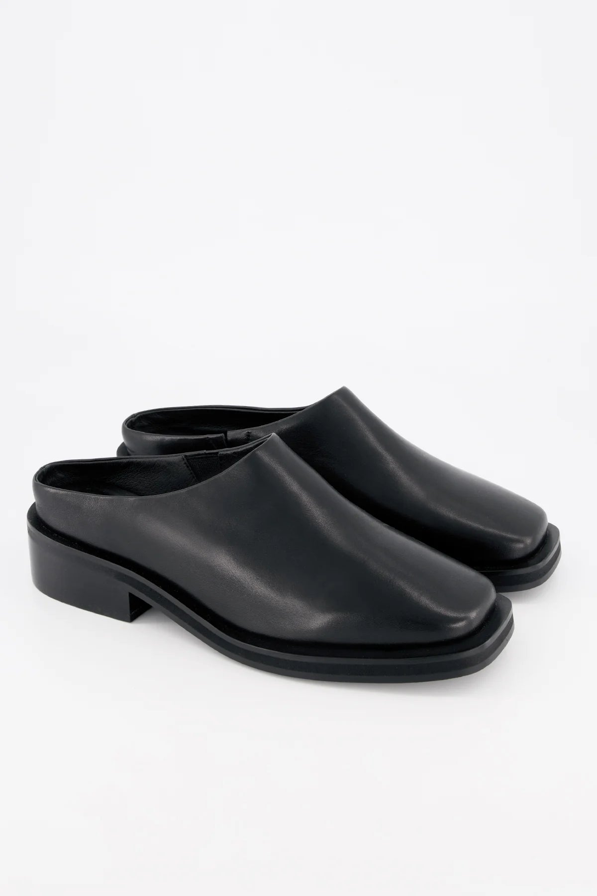 Bronwyn - Vance - Black