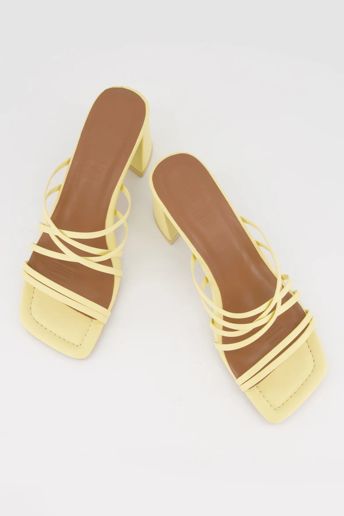 Bronwyn - Lake - Butter