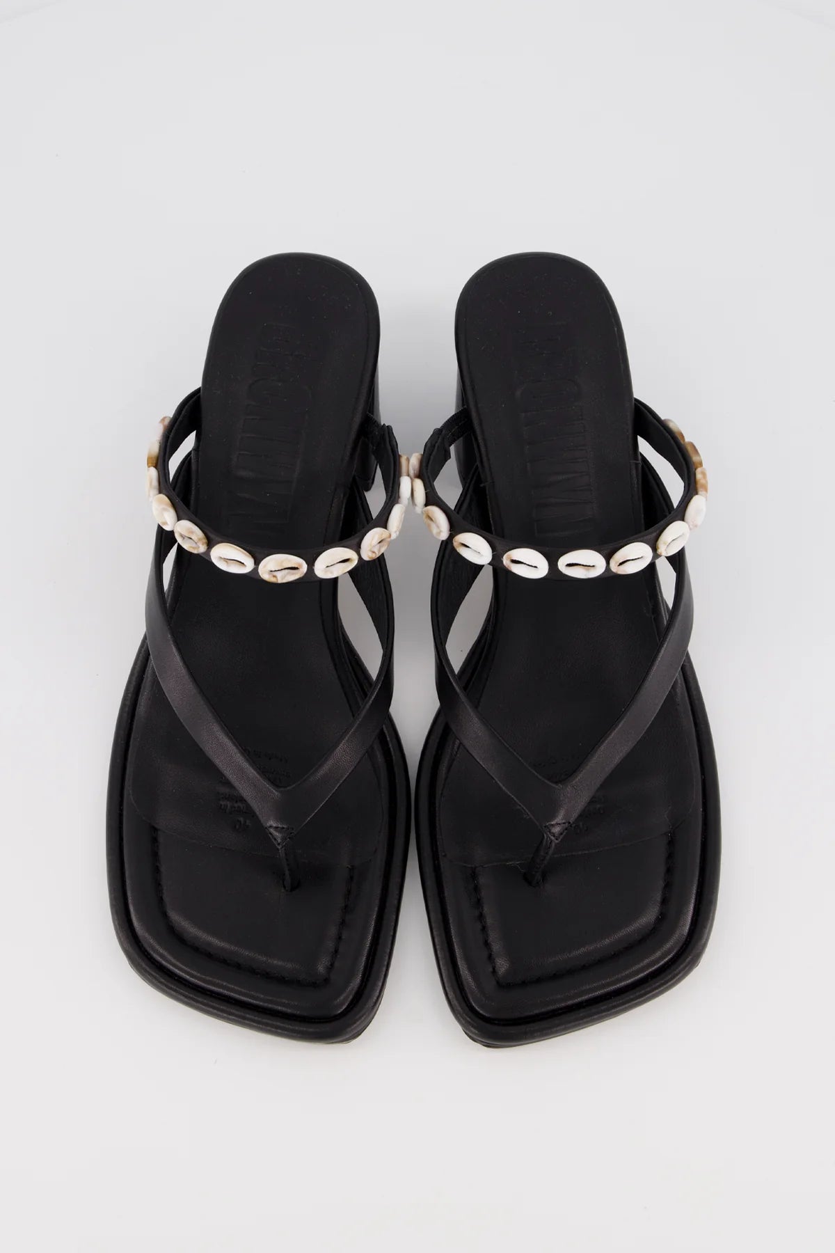 Bronwyn - Leilani - Black