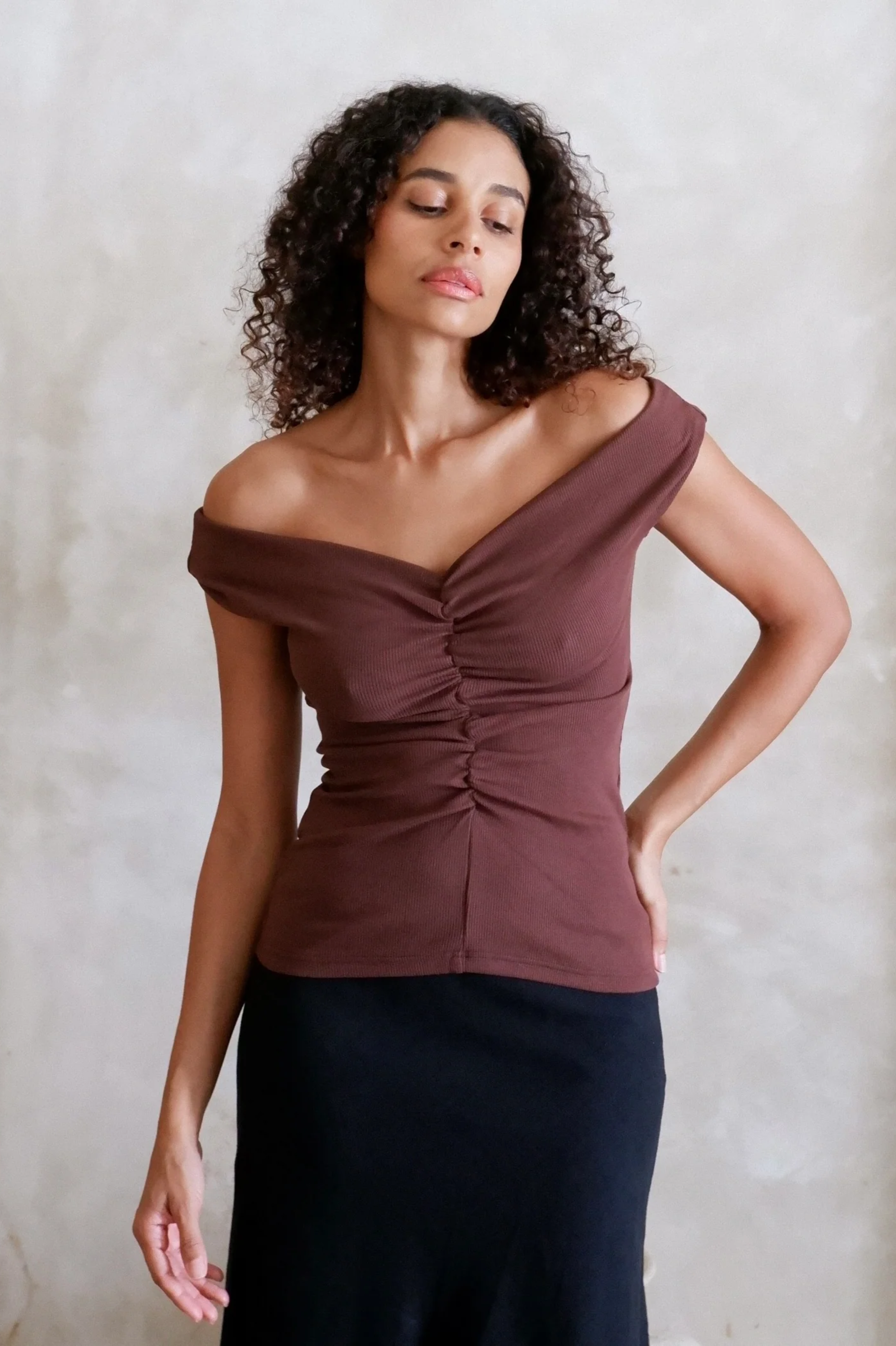 Dominique Healy - Niveah Tee - Chocolate Rib