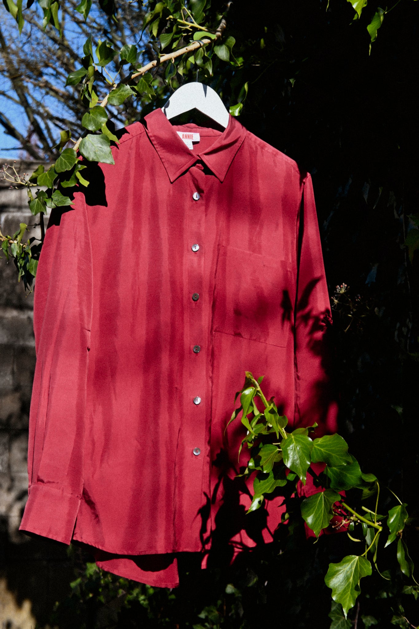 ANNIE - Foundation Shirt - Sangria