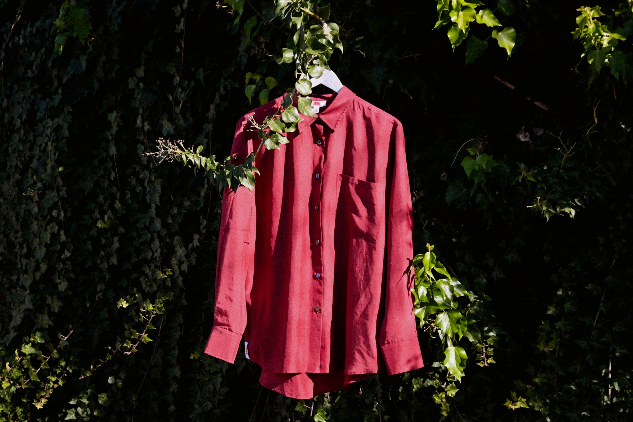 ANNIE - Foundation Shirt - Sangria