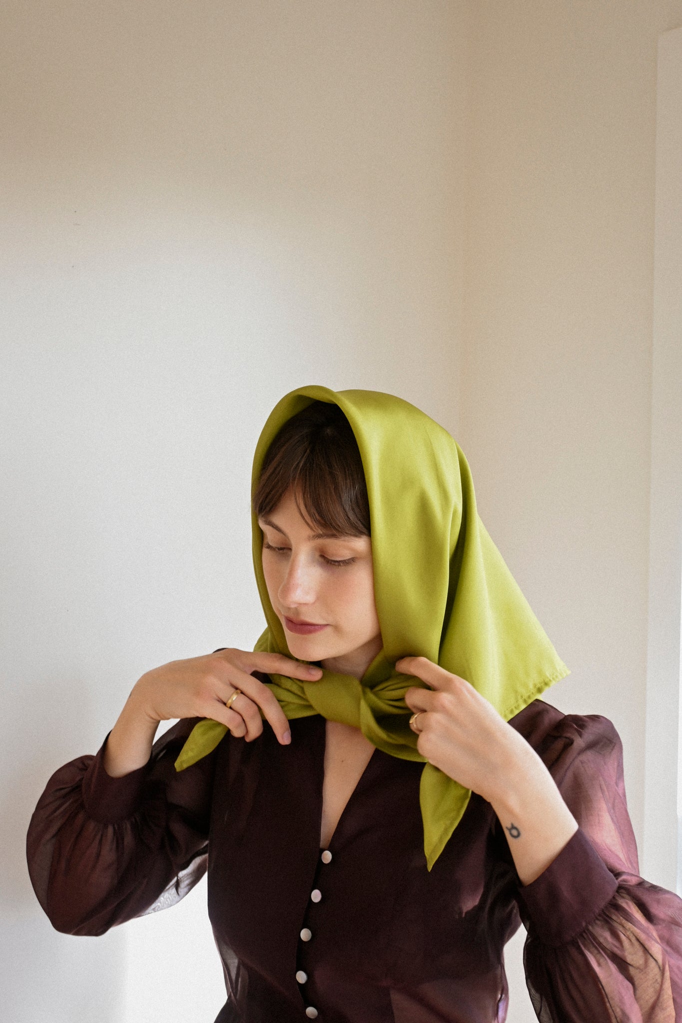 ANNIE - Silk Scarf - Charteuse