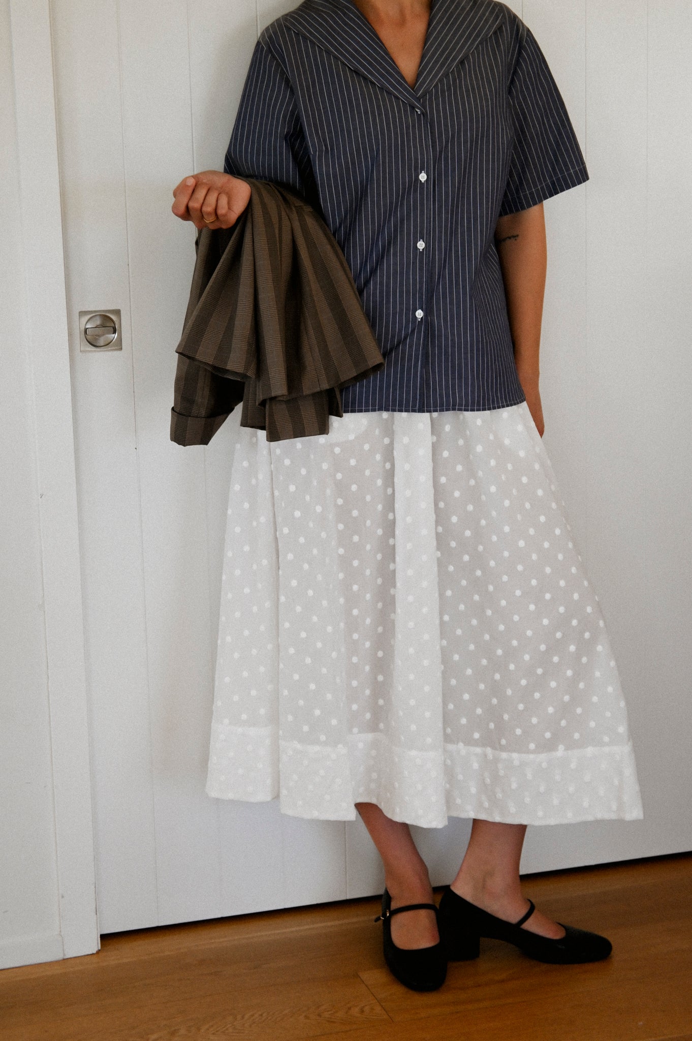 ANNIE - Rue Skirt – Embroidered White Spot