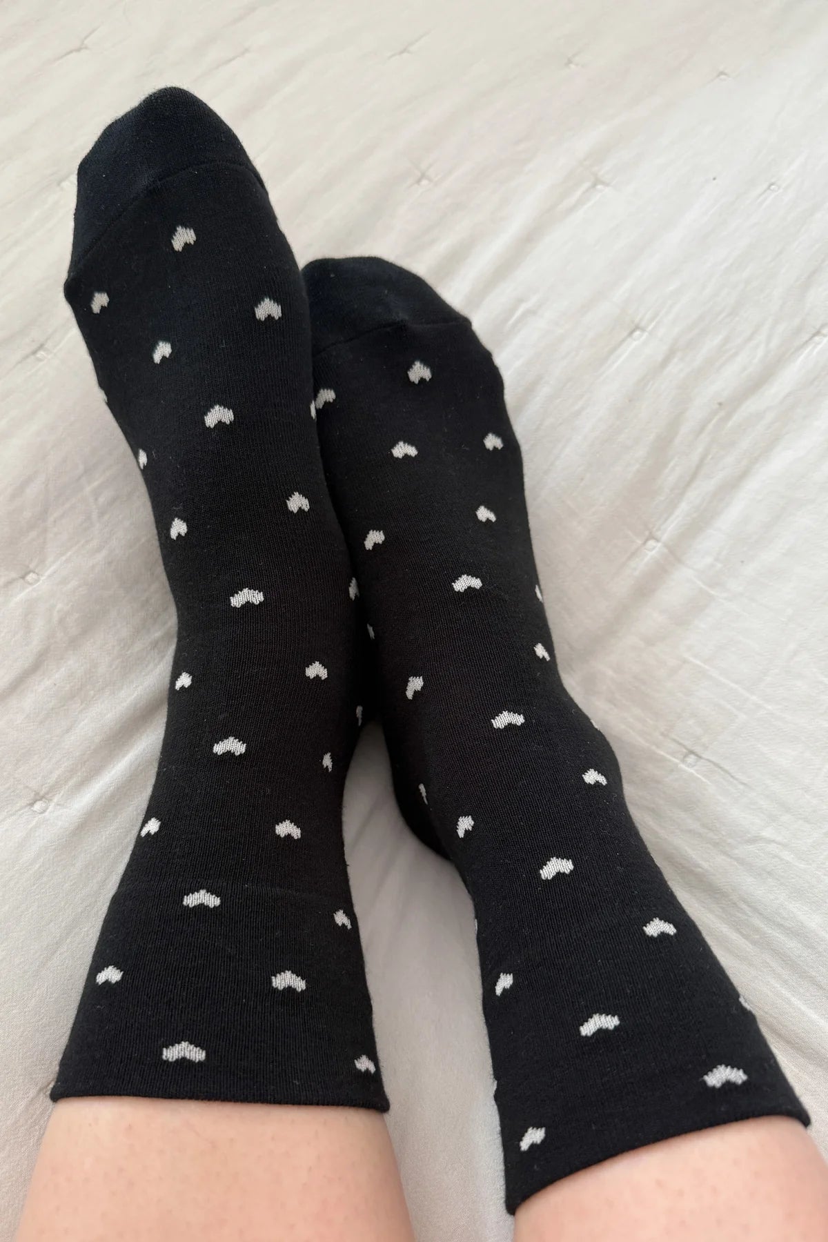 Le Bon Shoppe - Sneaker Socks - Black/White Heart