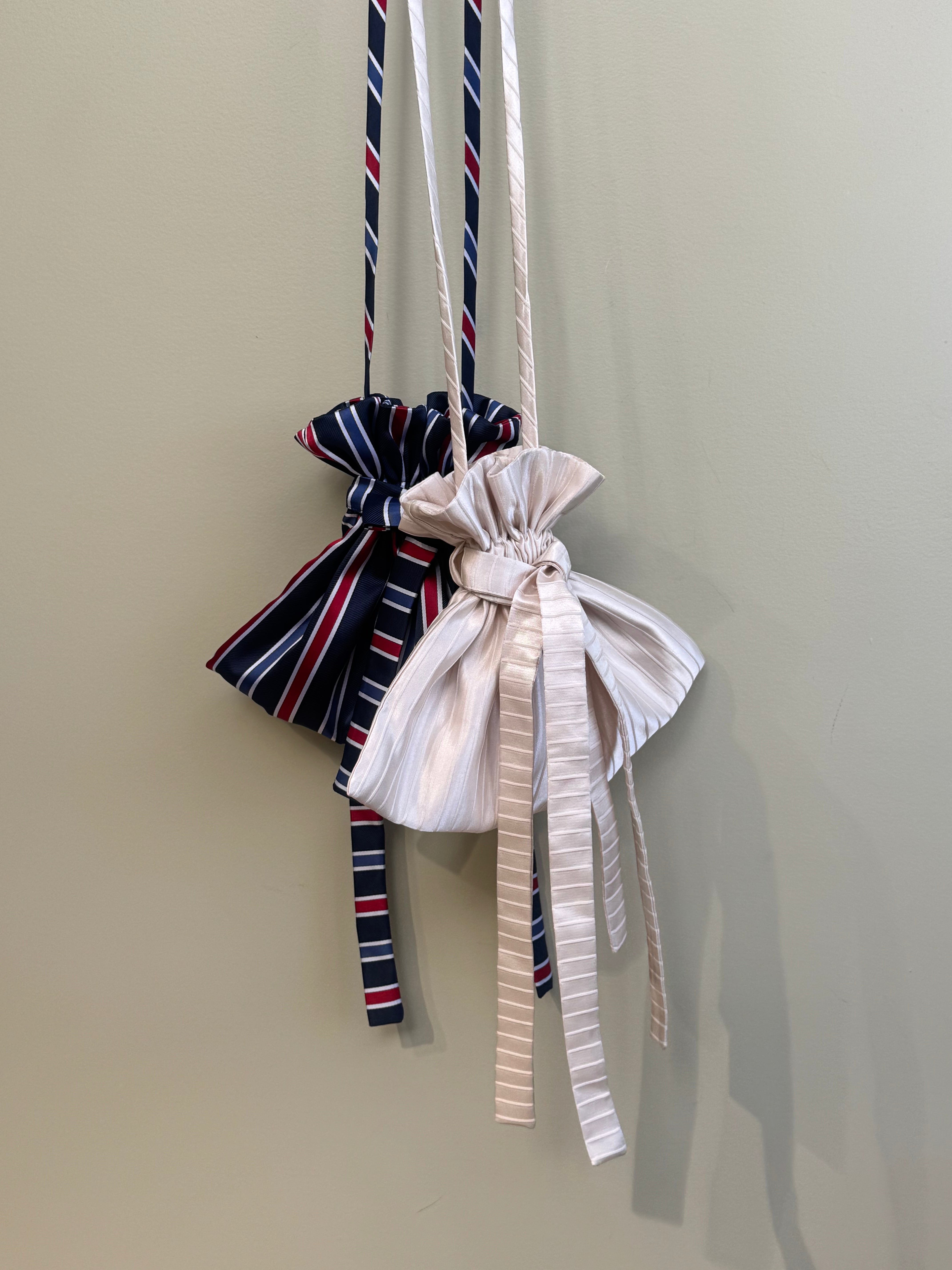ANNIE - Sweetheart Pouch Bag - Cream stripe
