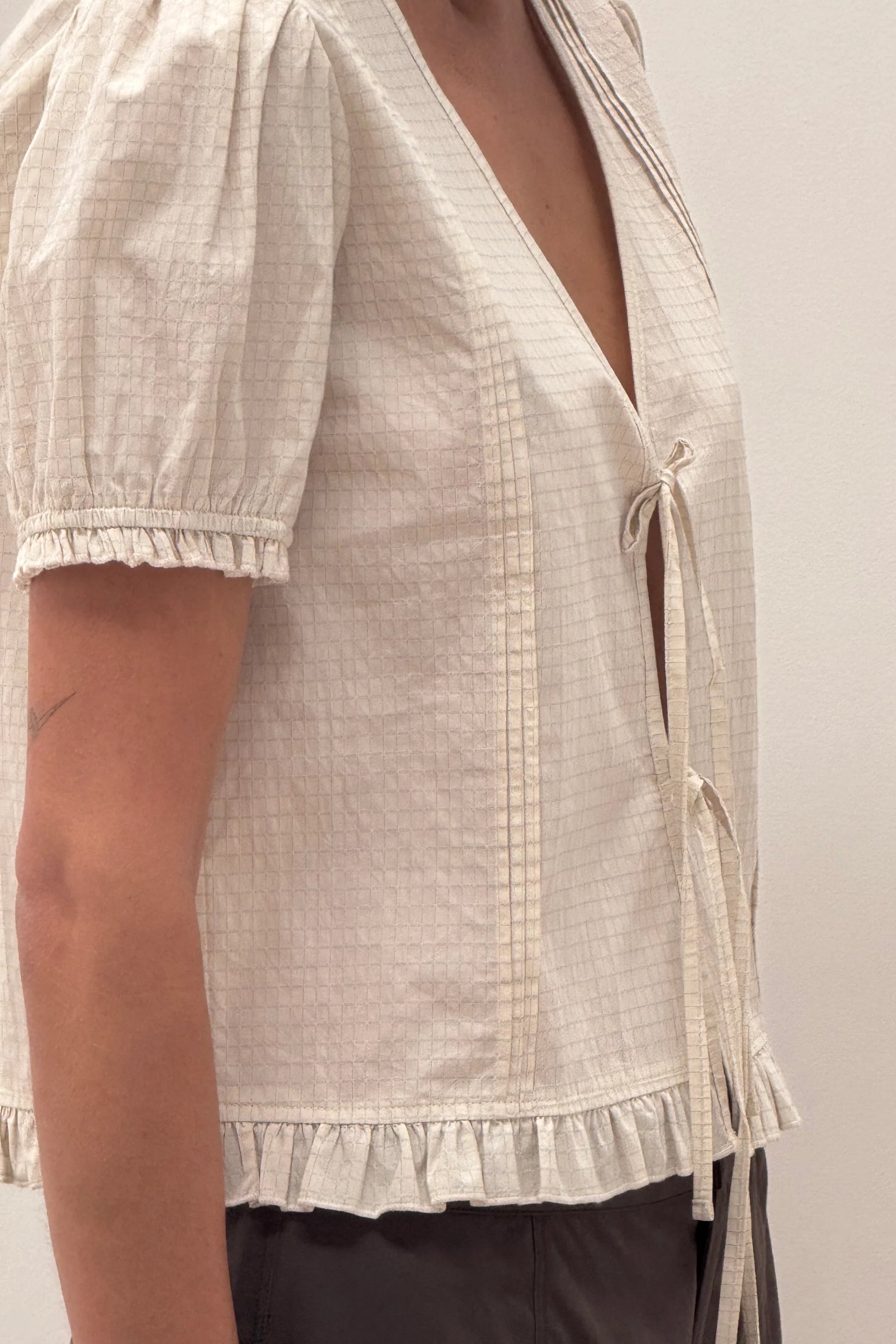 Deiji Studios - Pintuck Top - Black