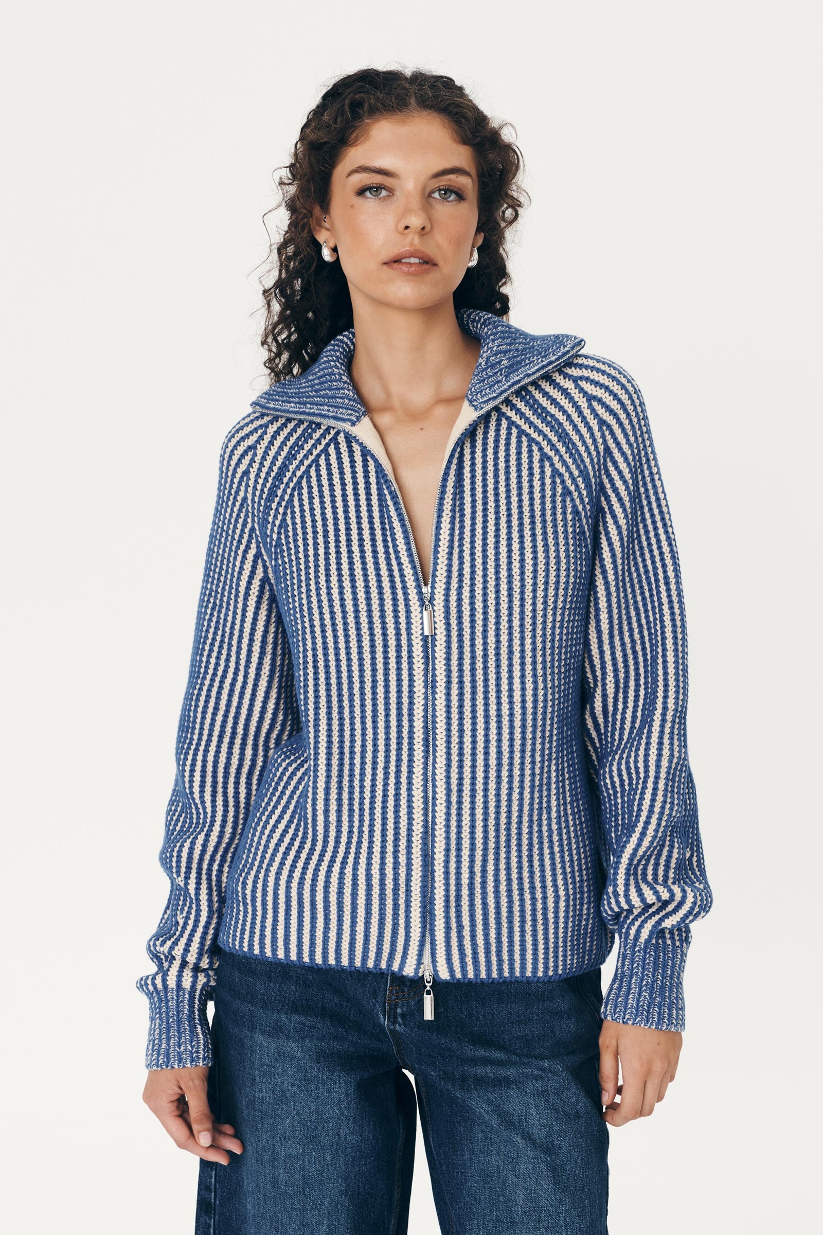ROWIE - Markus Zip Knit Cardigan - Cobalt Creme