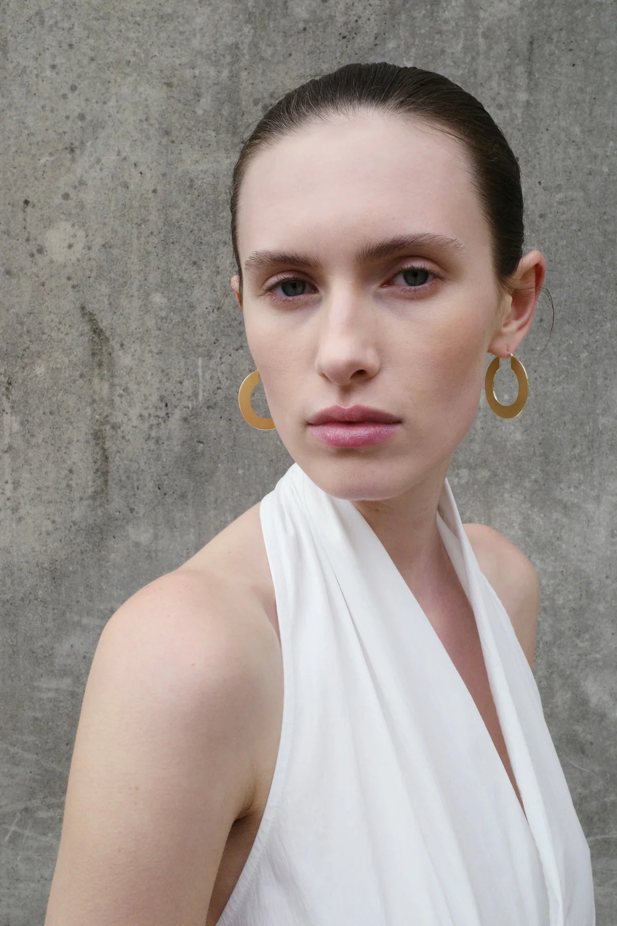 Nina Gordon - Flat Hoops - Gold