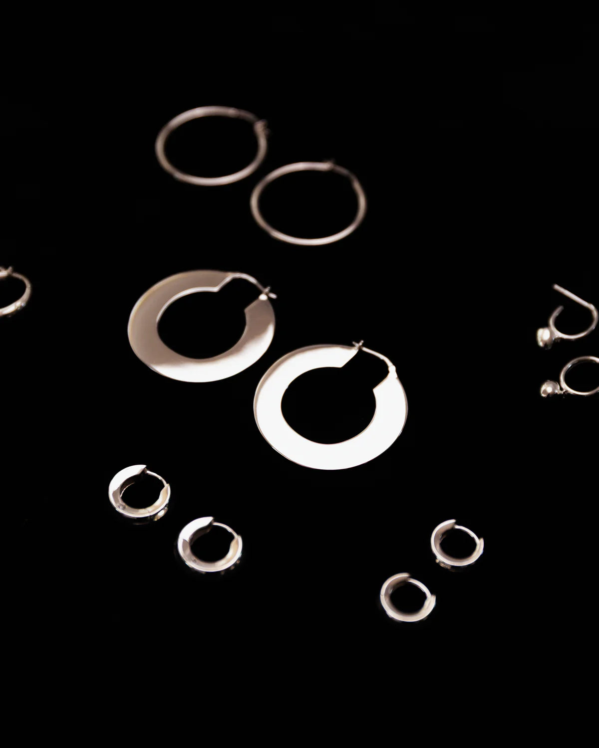 Nina Gordon - Flat Hoops - Silver