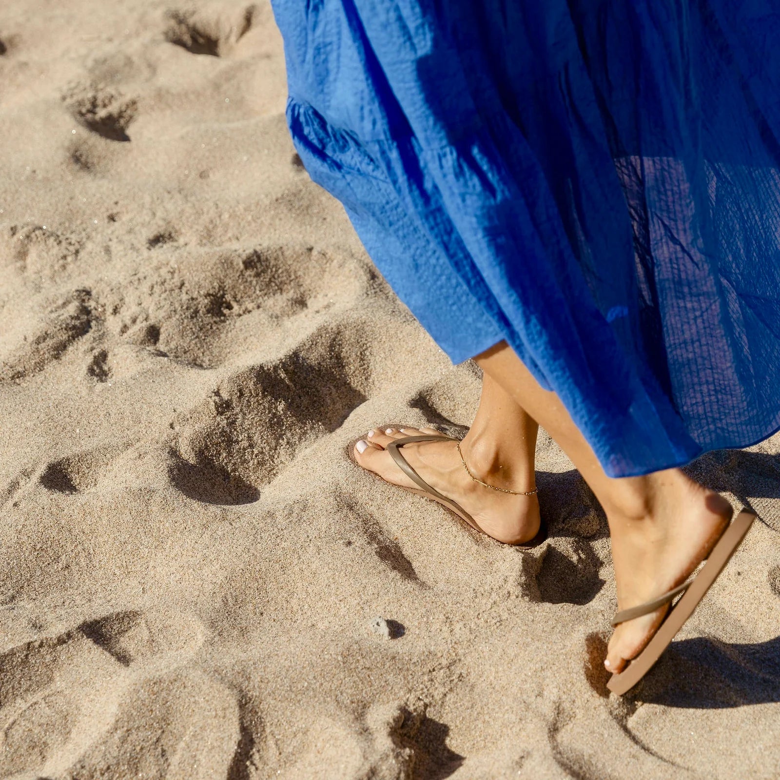 Sandos - The Square - Chai