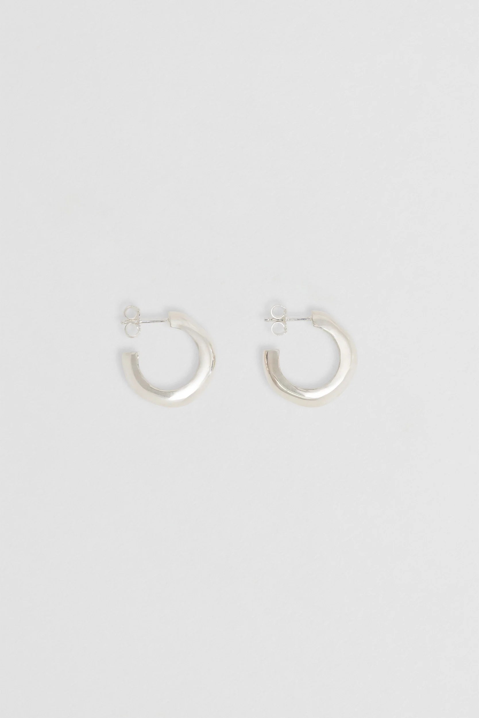 Nina Gordon - Sense Hoops Medium - Silver
