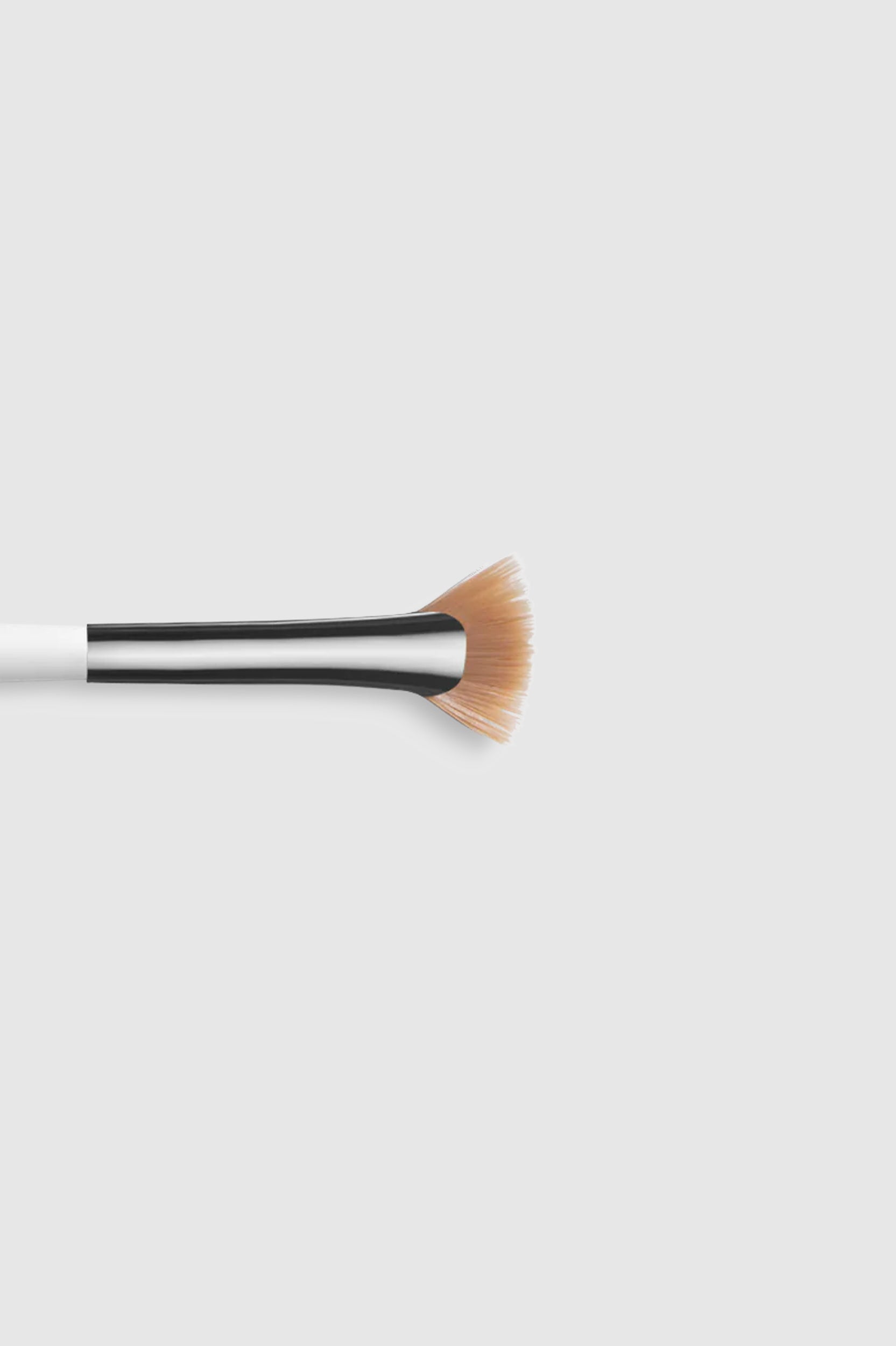Aleph Beauty - Mascara Fan Brush