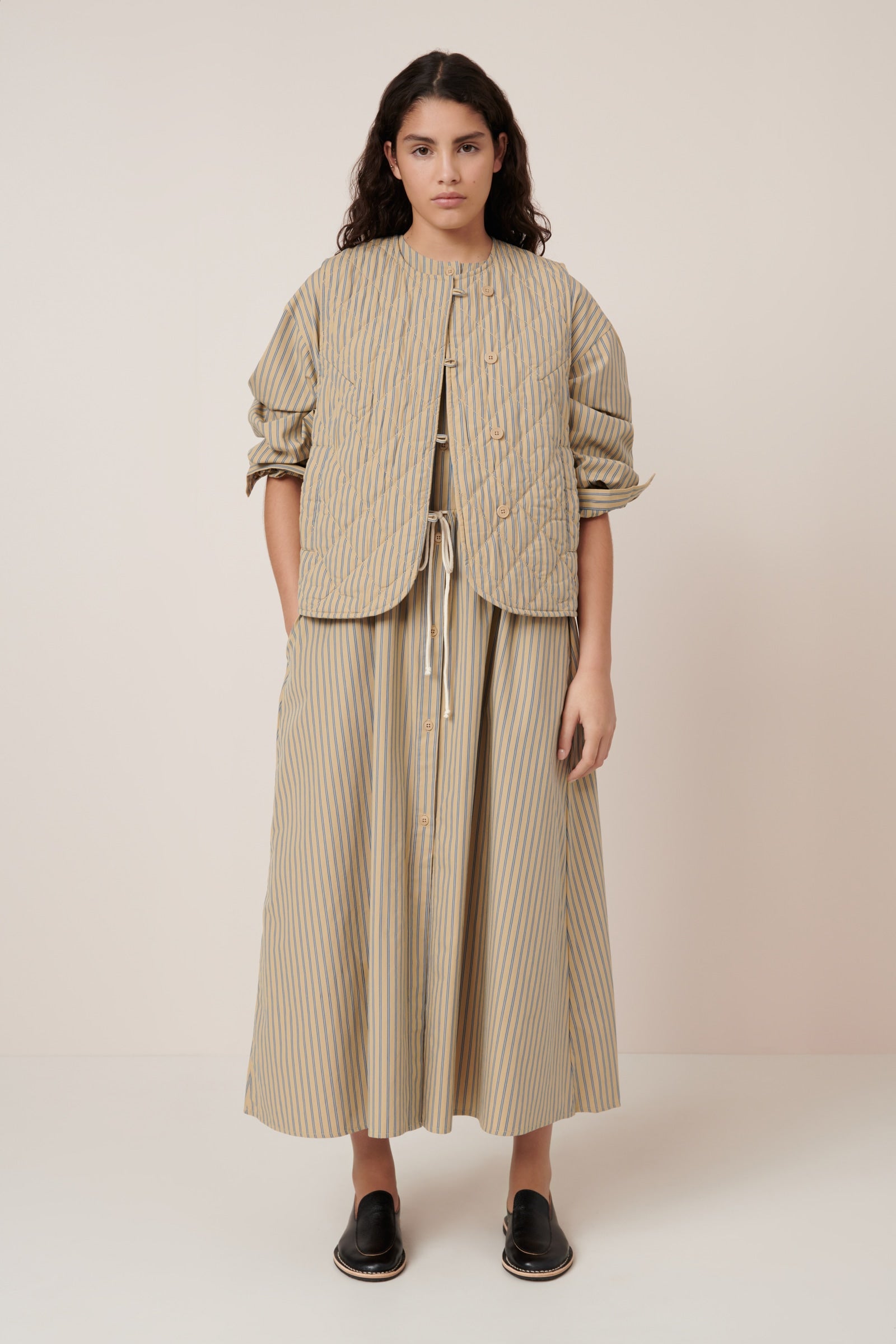 Kowtow – Axis Vest – Double Pinstripe