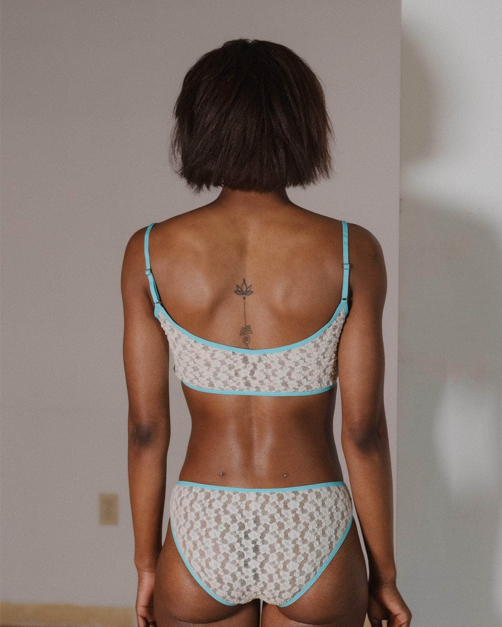 Baserange - Musical bra - Organic Cotton Lace - Undyed Turquoise