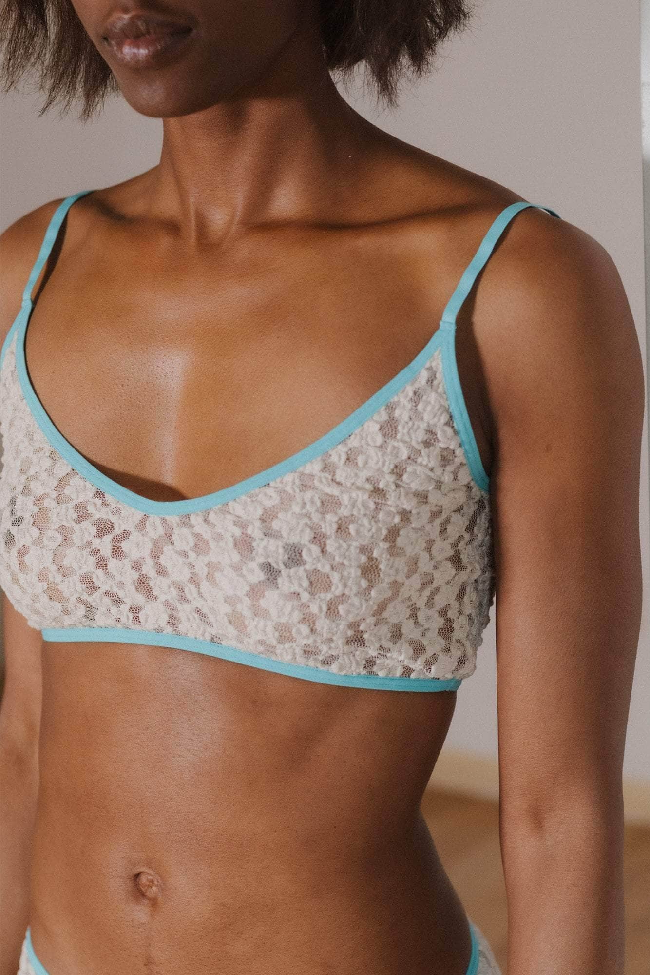 Baserange - Musical bra - Organic Cotton Lace - Undyed Turquoise