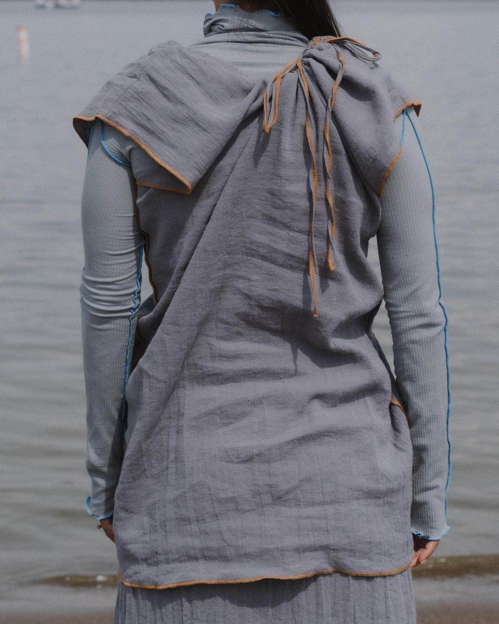 Baserange - Max Top - Crinkle Linen - Baylon Grey/Yellow