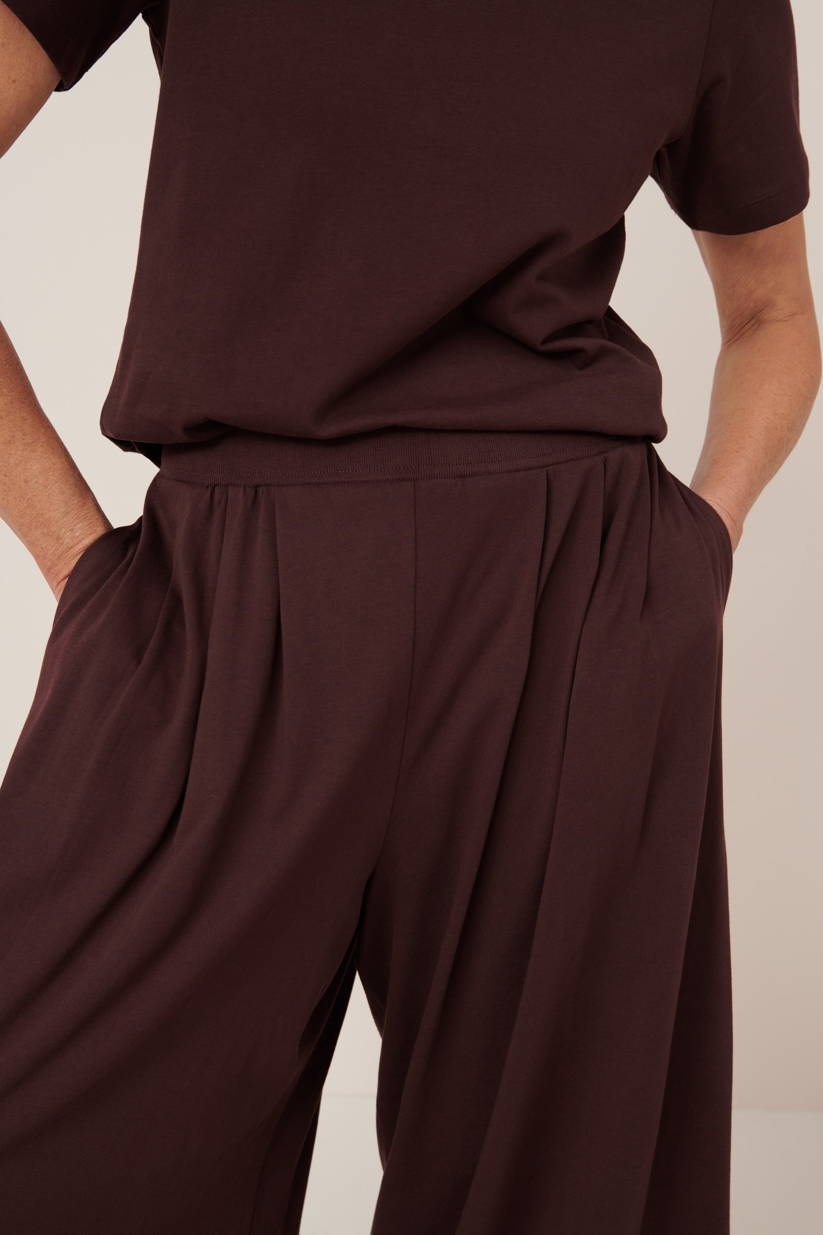 Kowtow - Drape Pant - Mahogany