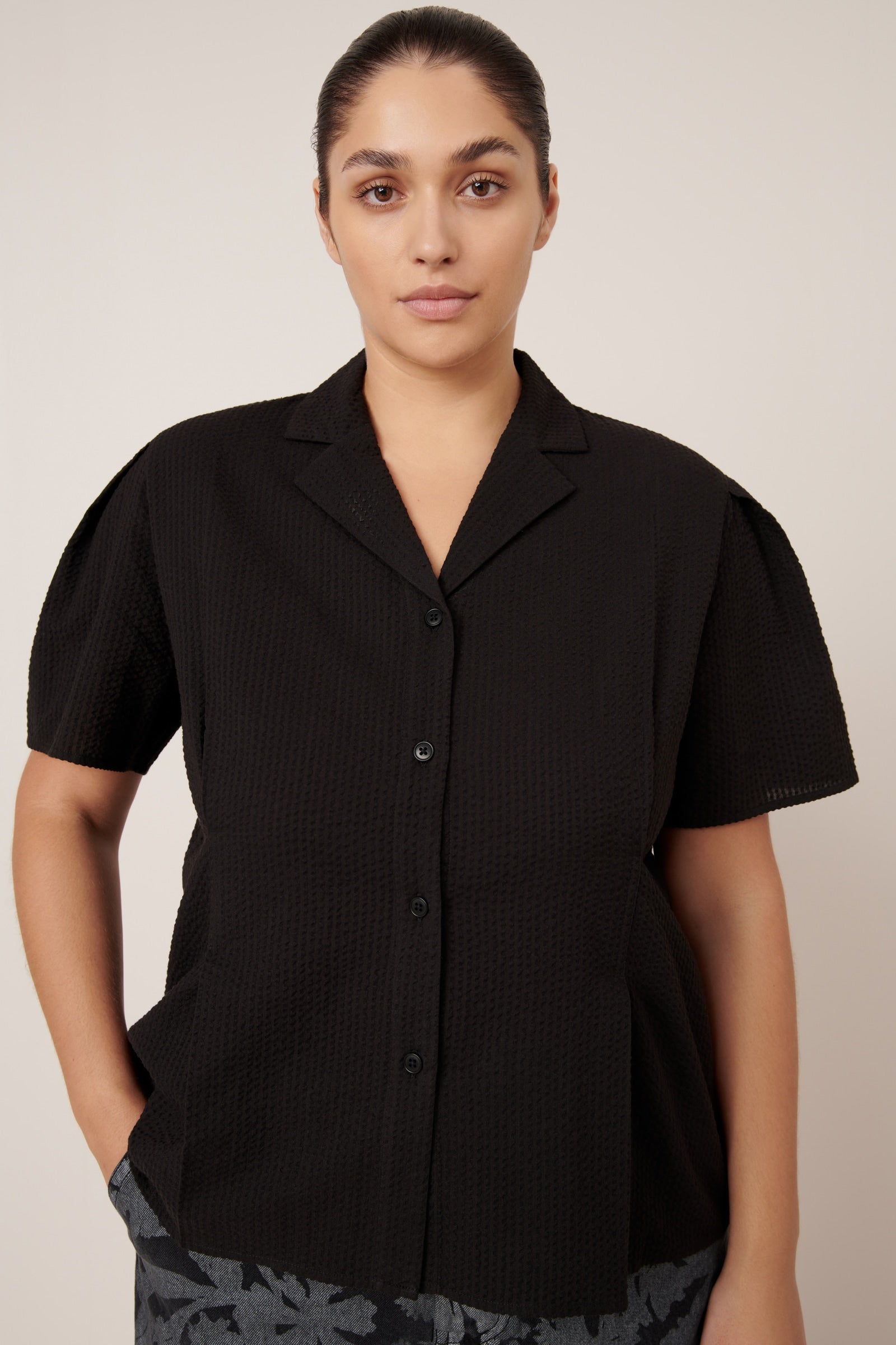 Kowtow - Essence Blouse - Black