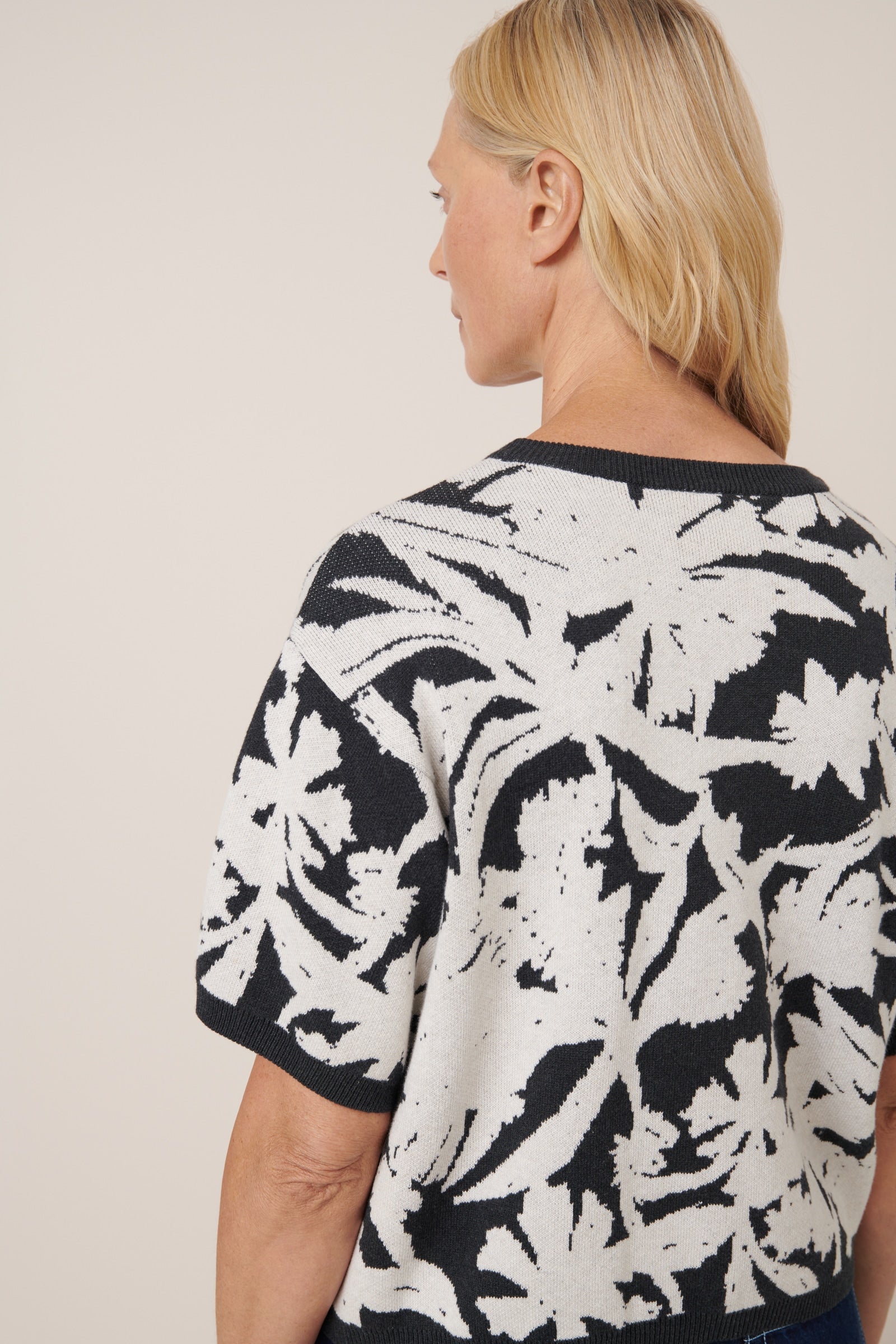 Kowtow - Etched Top - Etched Jacquard