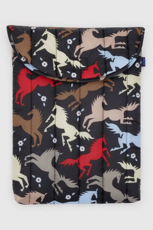Baggu - Puffy Laptop Sleeve 16" - Horse Cut-Outs