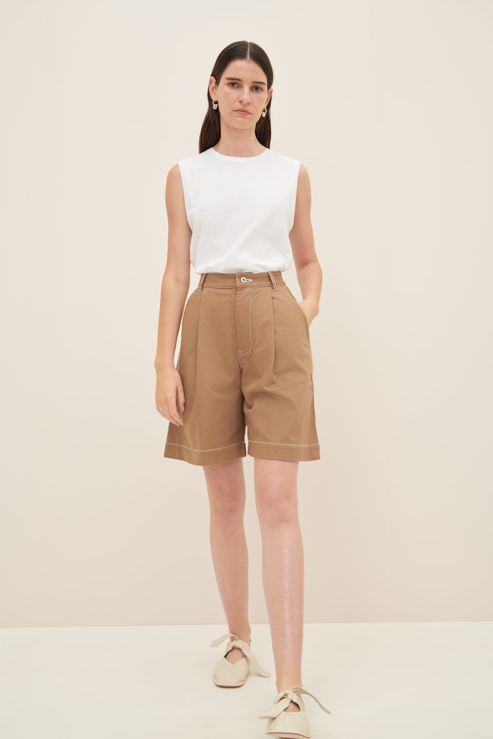 LAST ONE | Kowtow - Journey shorts - Earth Denim