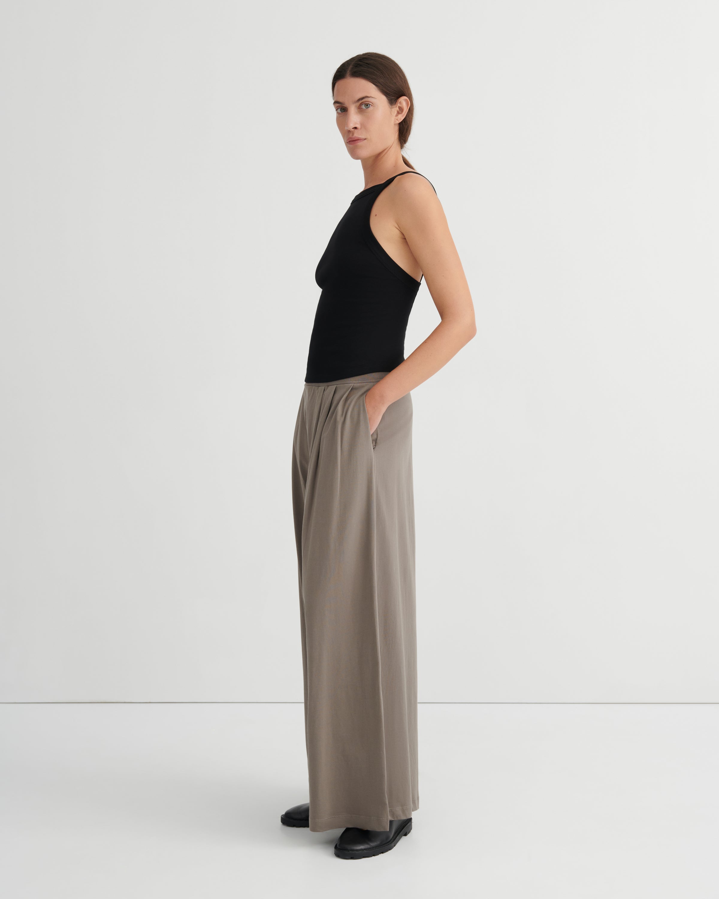 Kowtow - Low Back Cami - Black