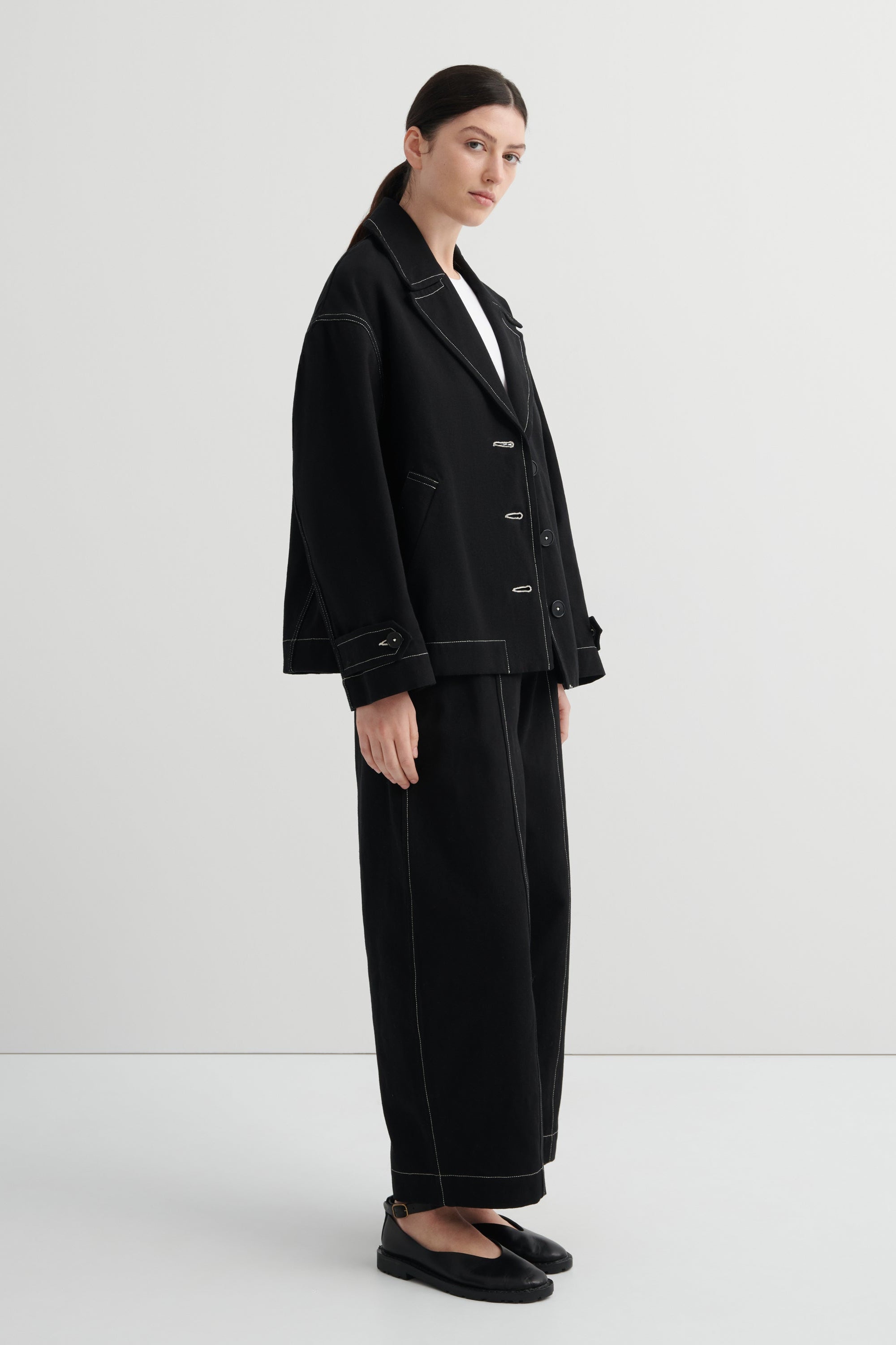 Kowtow - Mural Jacket - Black