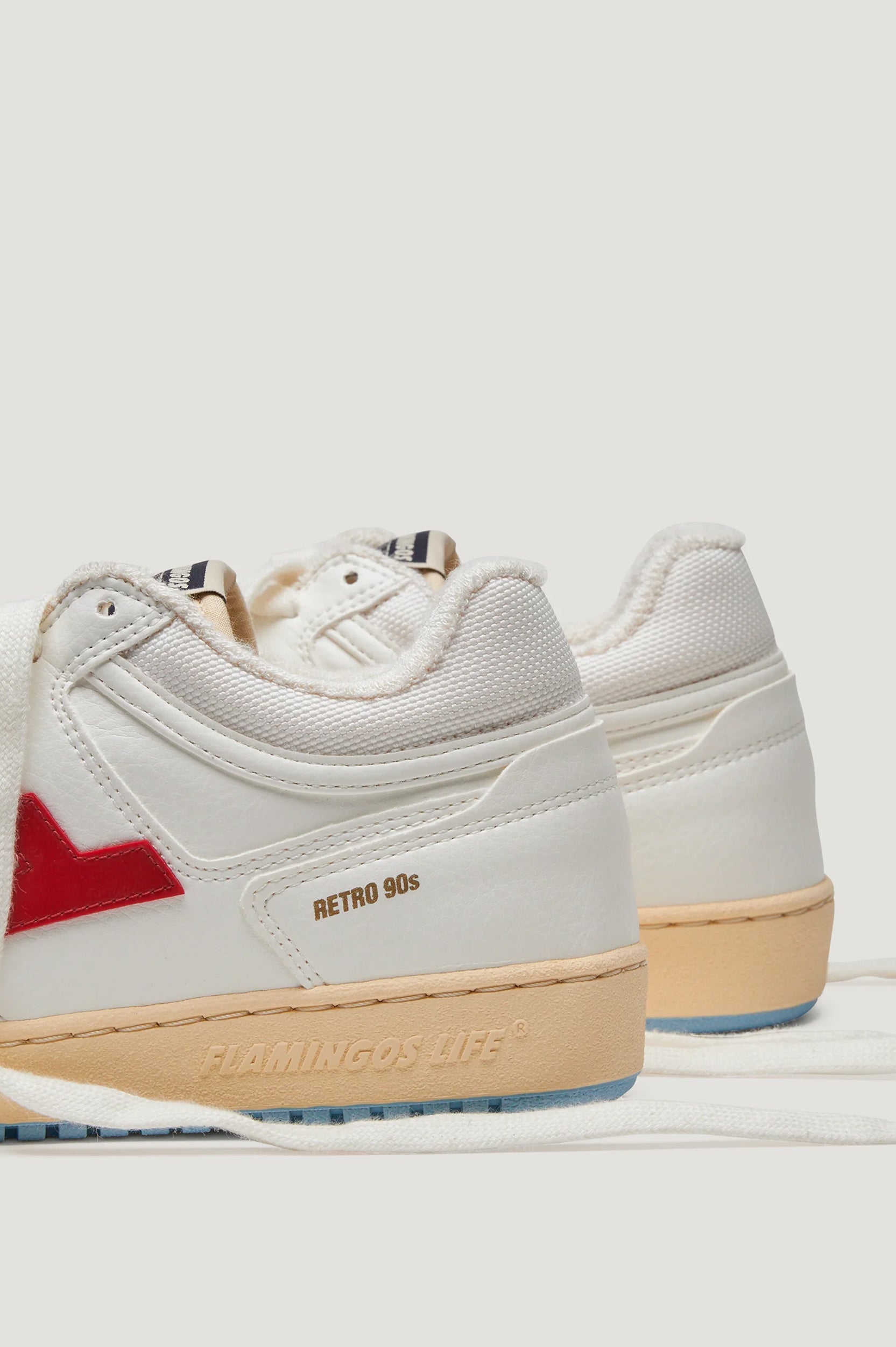 Flamingos Life - Retro 90's - White Cherry Sky