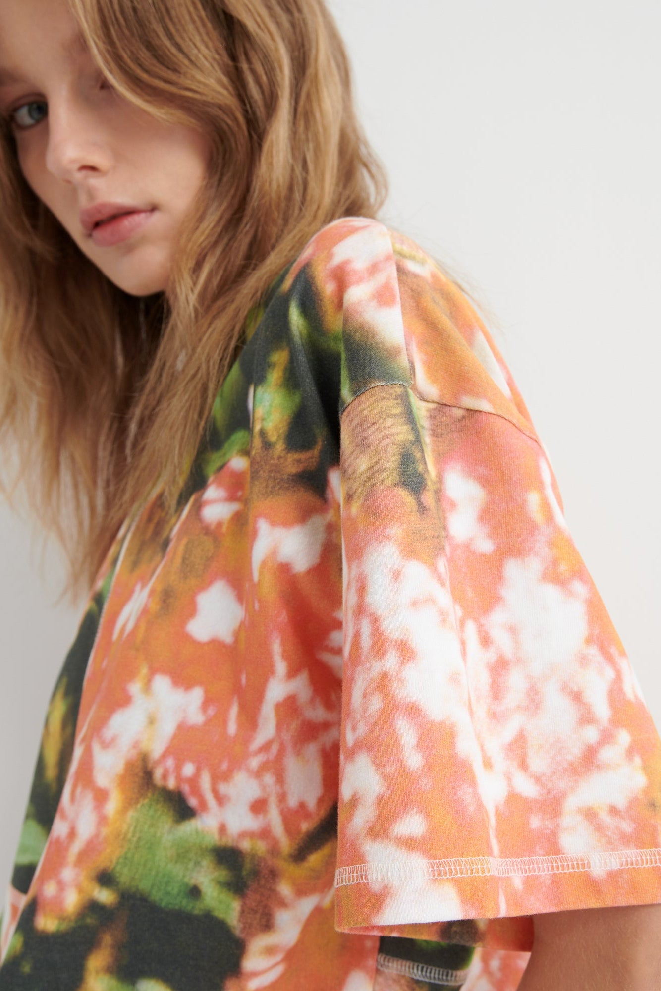 Kowtow - Montage Tee - Flower Book