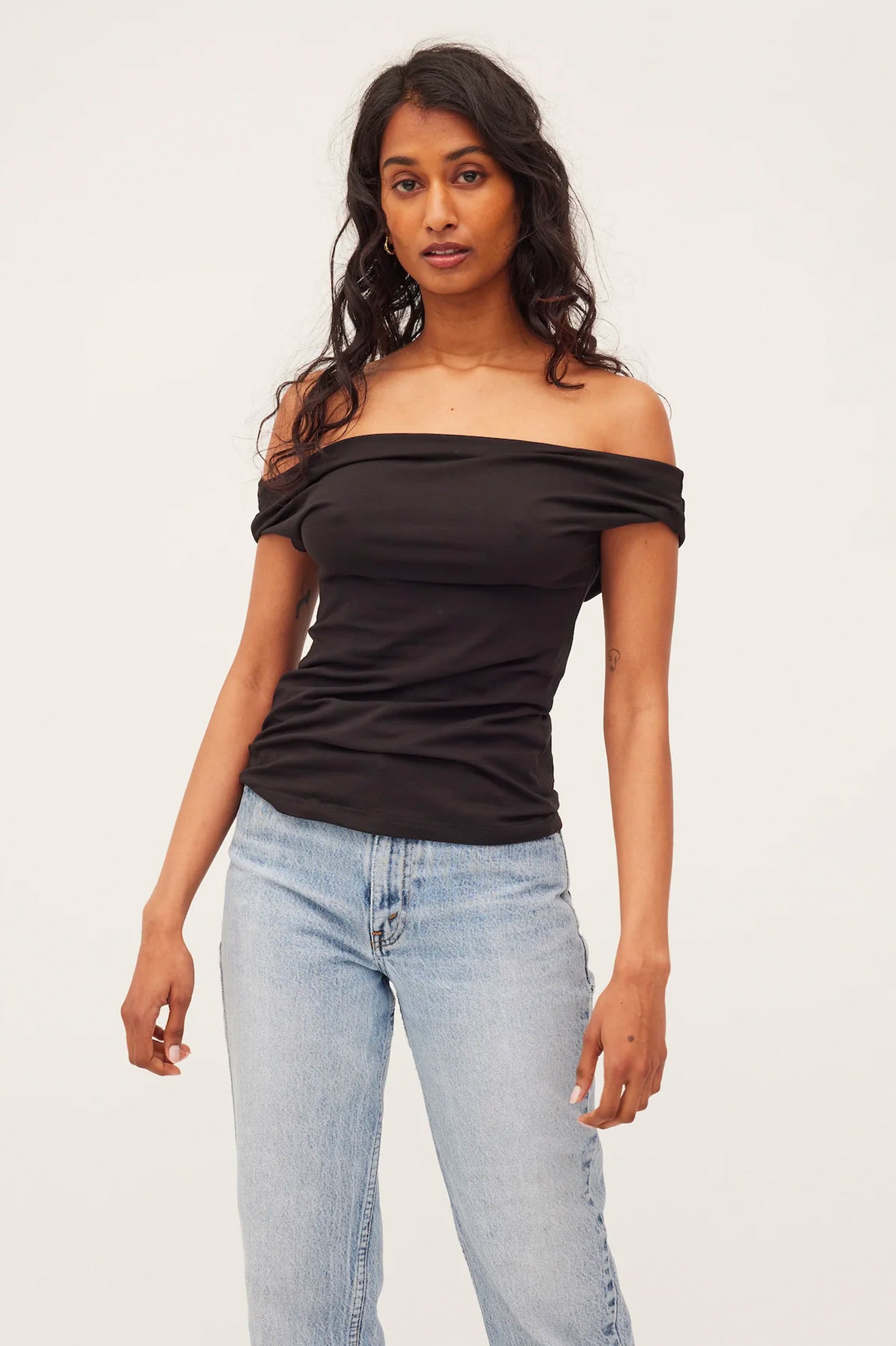 Dominique Healy - Vera Tee - Black