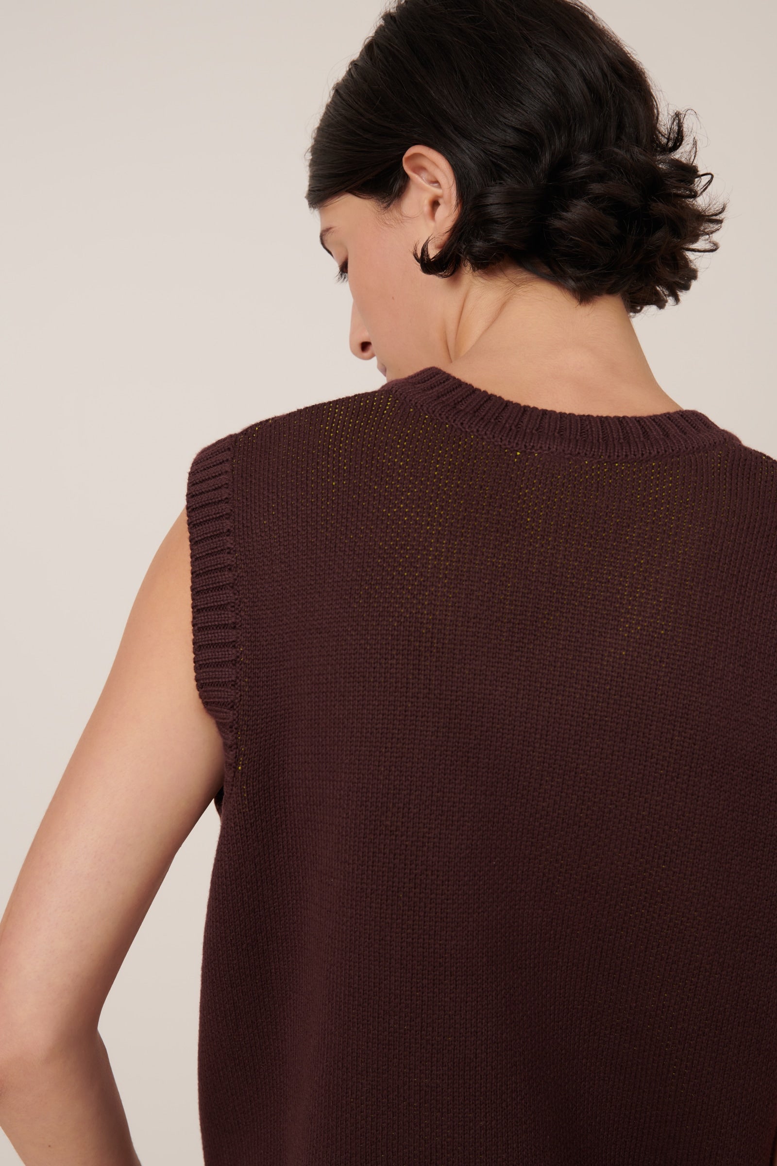 Kowtow - Wingspan Vest - Mahogany
