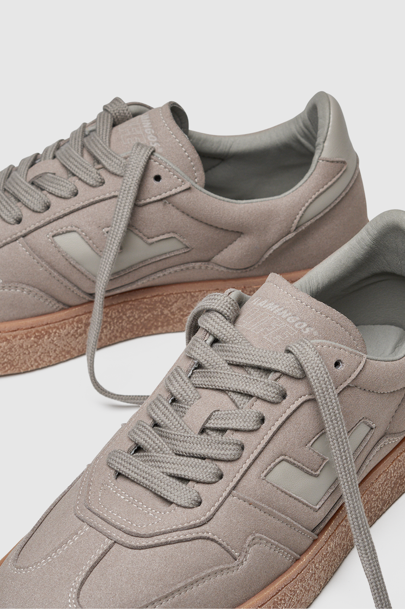 Flamingos Life - Burela Bold - Suede Cloud