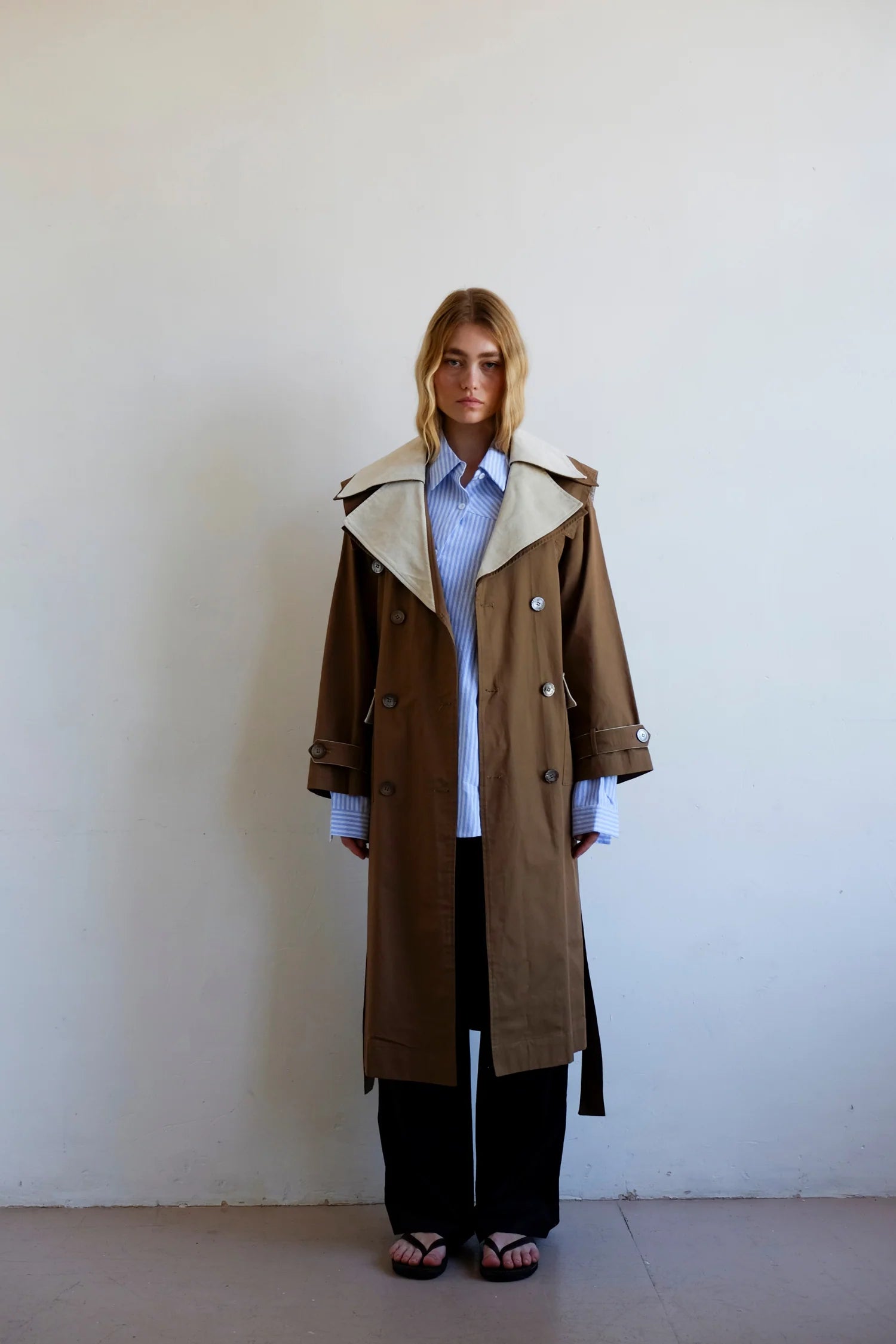 Commonplace Essentials - Double Layer Trench - Cream/Tan