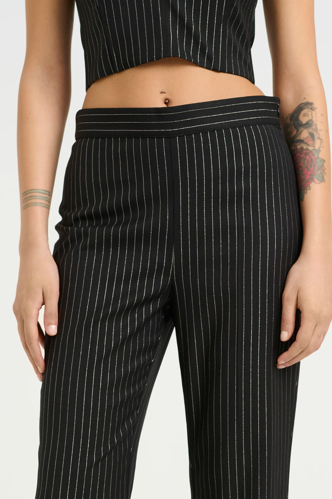 Gestuz - CaylinaGZ Trousers - Black Pinstripe